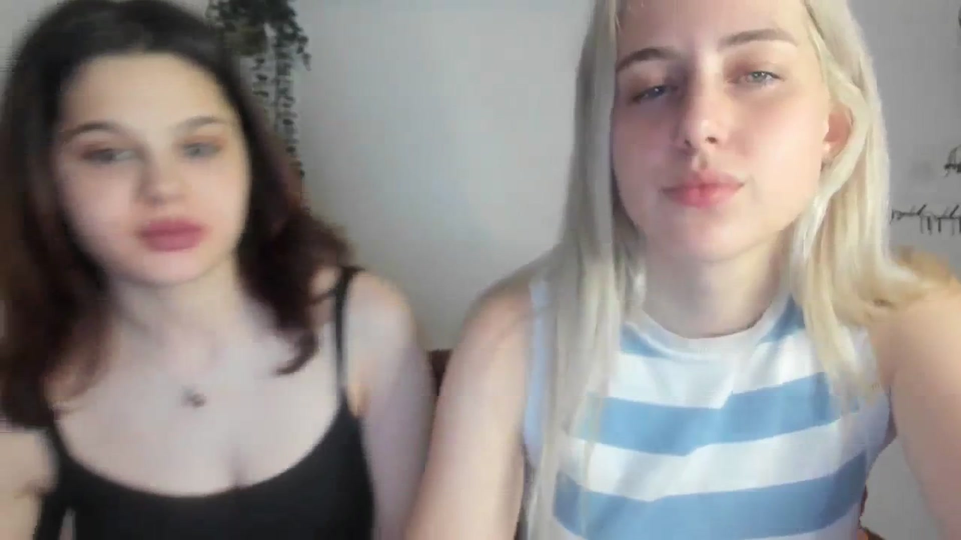 Gallery image thumbnail from AliceKatz's myfreecams stream on, 03/09/2024, 19:50 image 2 of 20