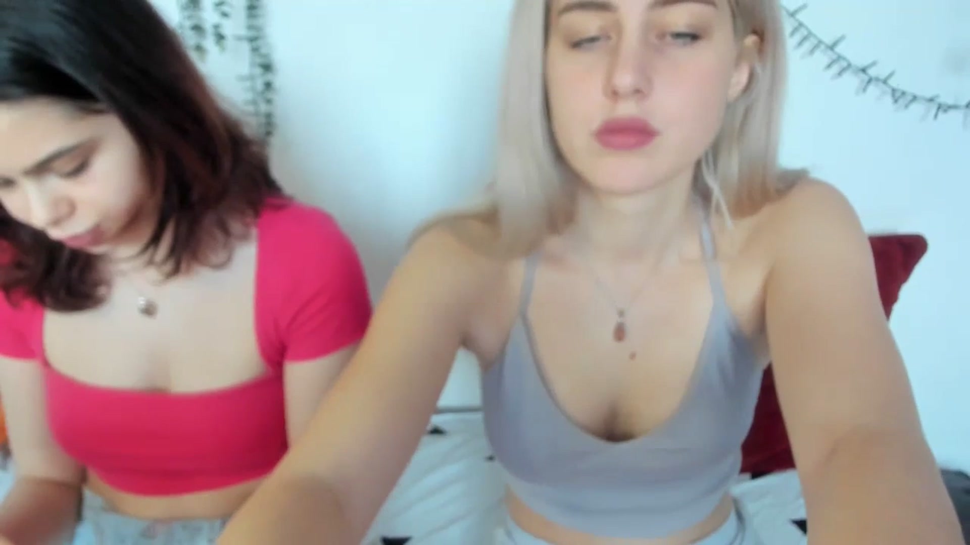 Gallery image thumbnail from AliceKatz's myfreecams stream on, 03/11/2024, 13:34 image 18 of 20