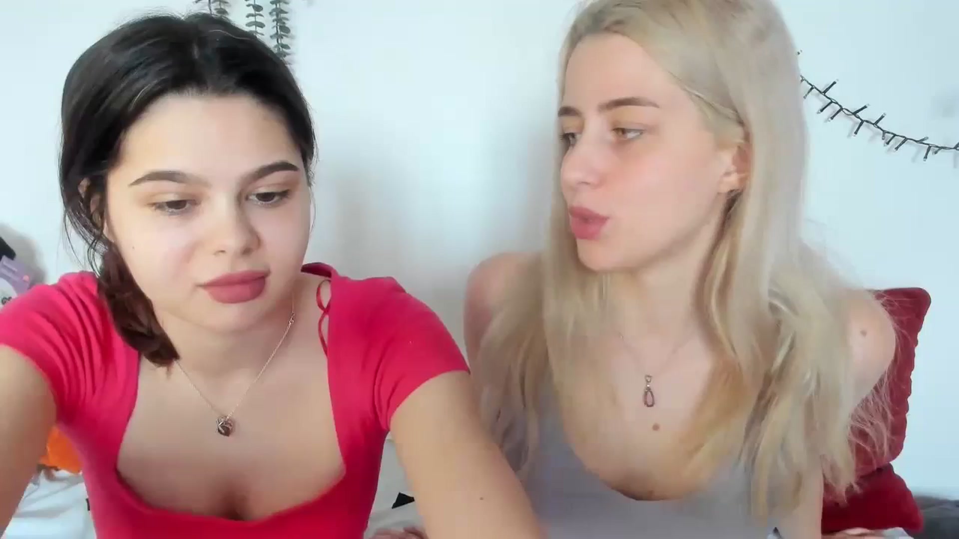 Gallery image thumbnail from AliceKatz's myfreecams stream on, 03/11/2024, 13:34 image 2 of 20
