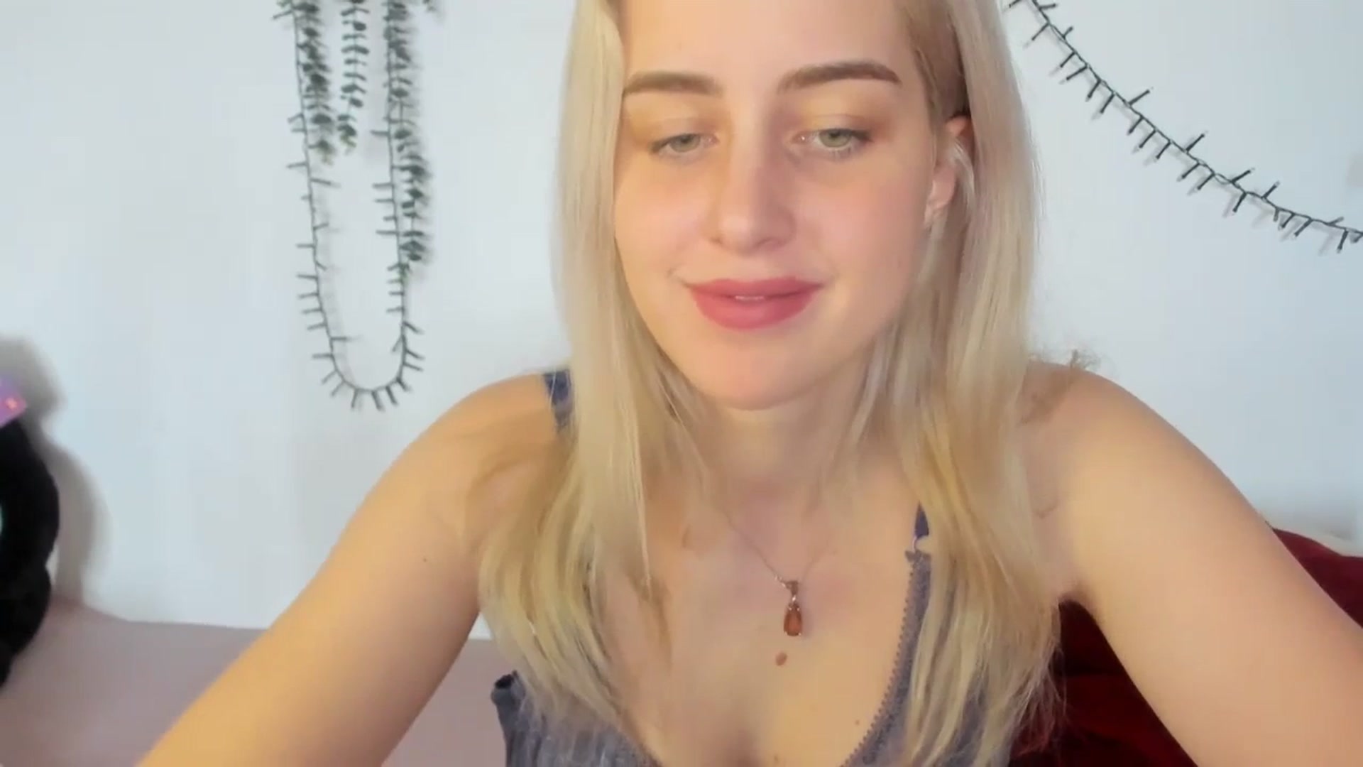Gallery image thumbnail from AliceKatz's myfreecams stream on, 03/13/2024, 14:40 image 3 of 20