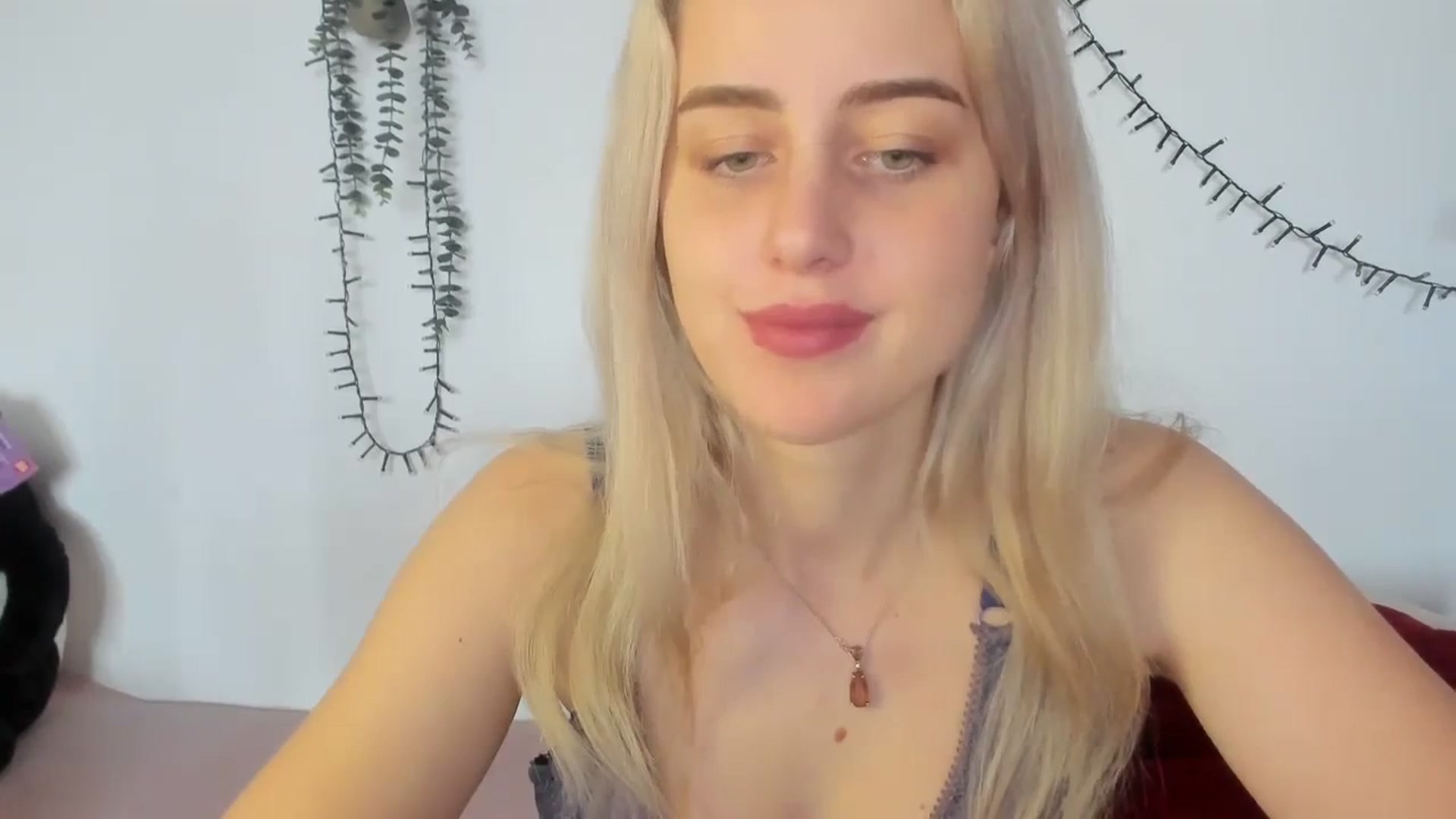 Gallery image thumbnail from AliceKatz's myfreecams stream on, 03/13/2024, 14:40 image 8 of 20