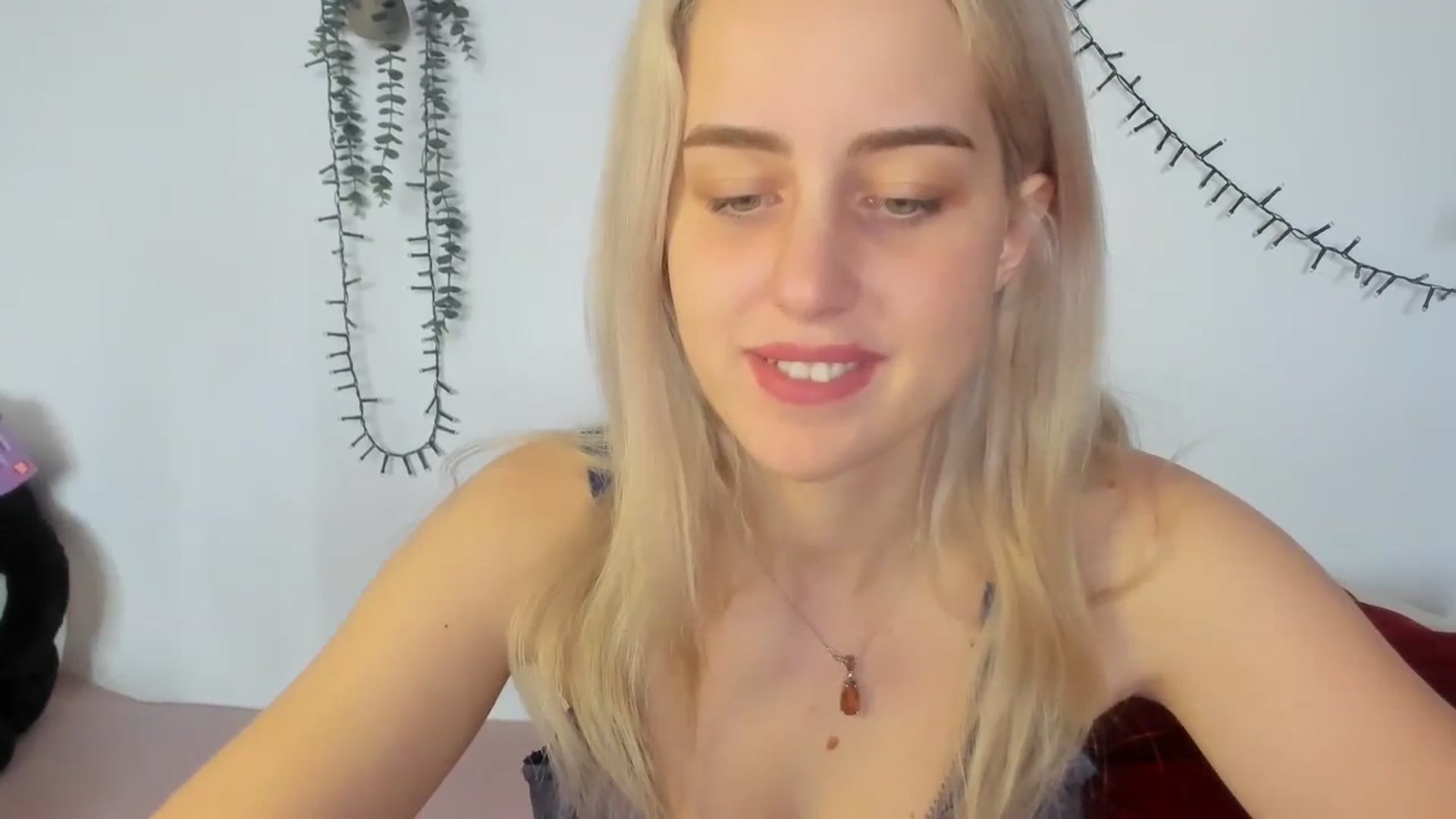Gallery image thumbnail from AliceKatz's myfreecams stream on, 03/13/2024, 14:40 image 9 of 20