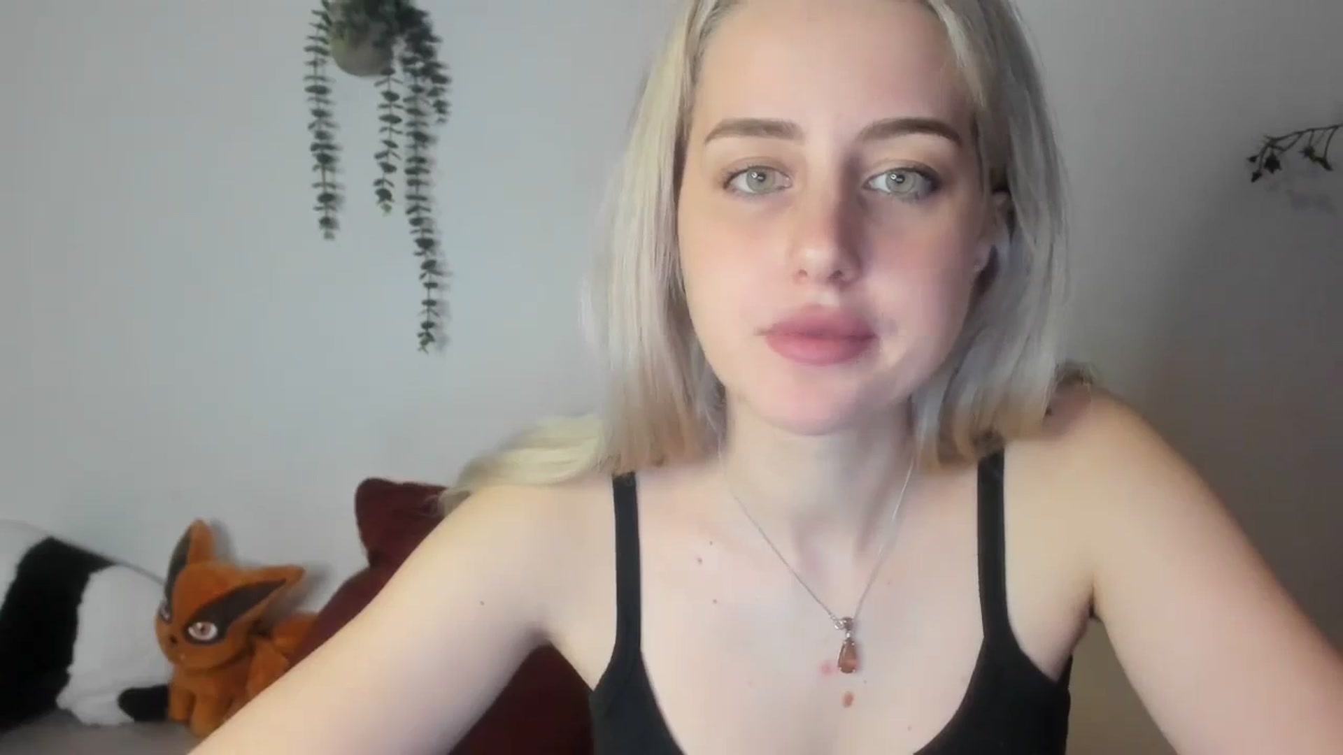 Gallery image thumbnail from AliceKatz's myfreecams stream on, 03/17/2024, 19:22 image 9 of 20