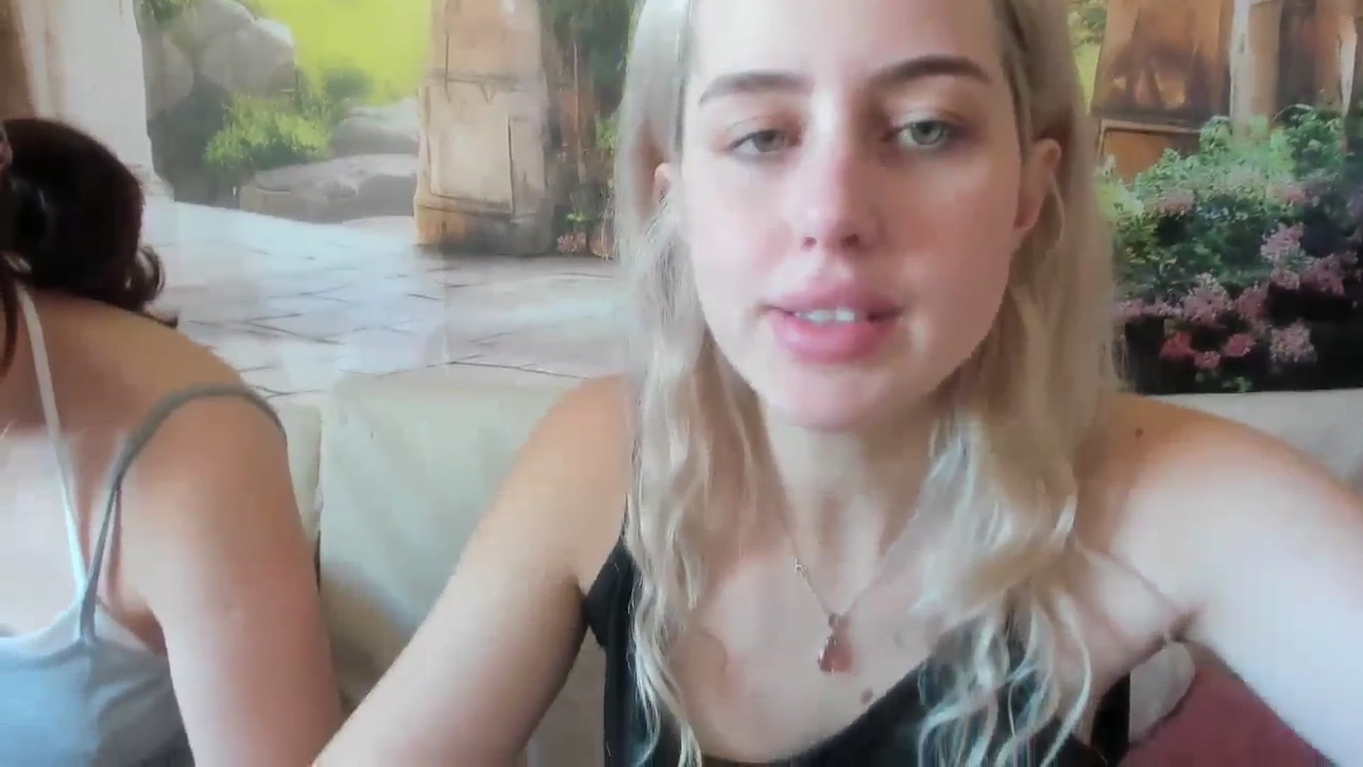 Gallery image thumbnail from AliceKatz's myfreecams stream on, 03/24/2024, 12:30 image 3 of 20