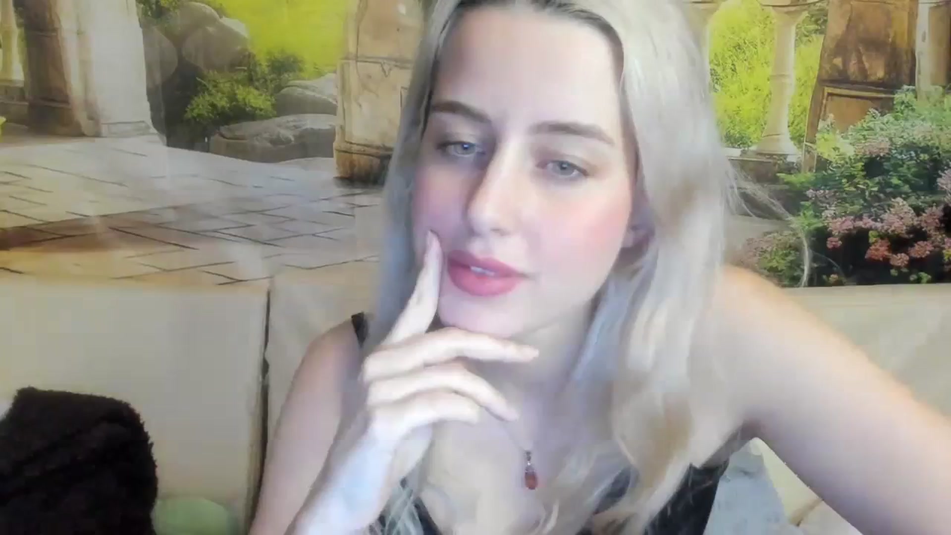 Gallery image thumbnail from AliceKatz's myfreecams stream on, 03/25/2024, 18:32 image 15 of 20