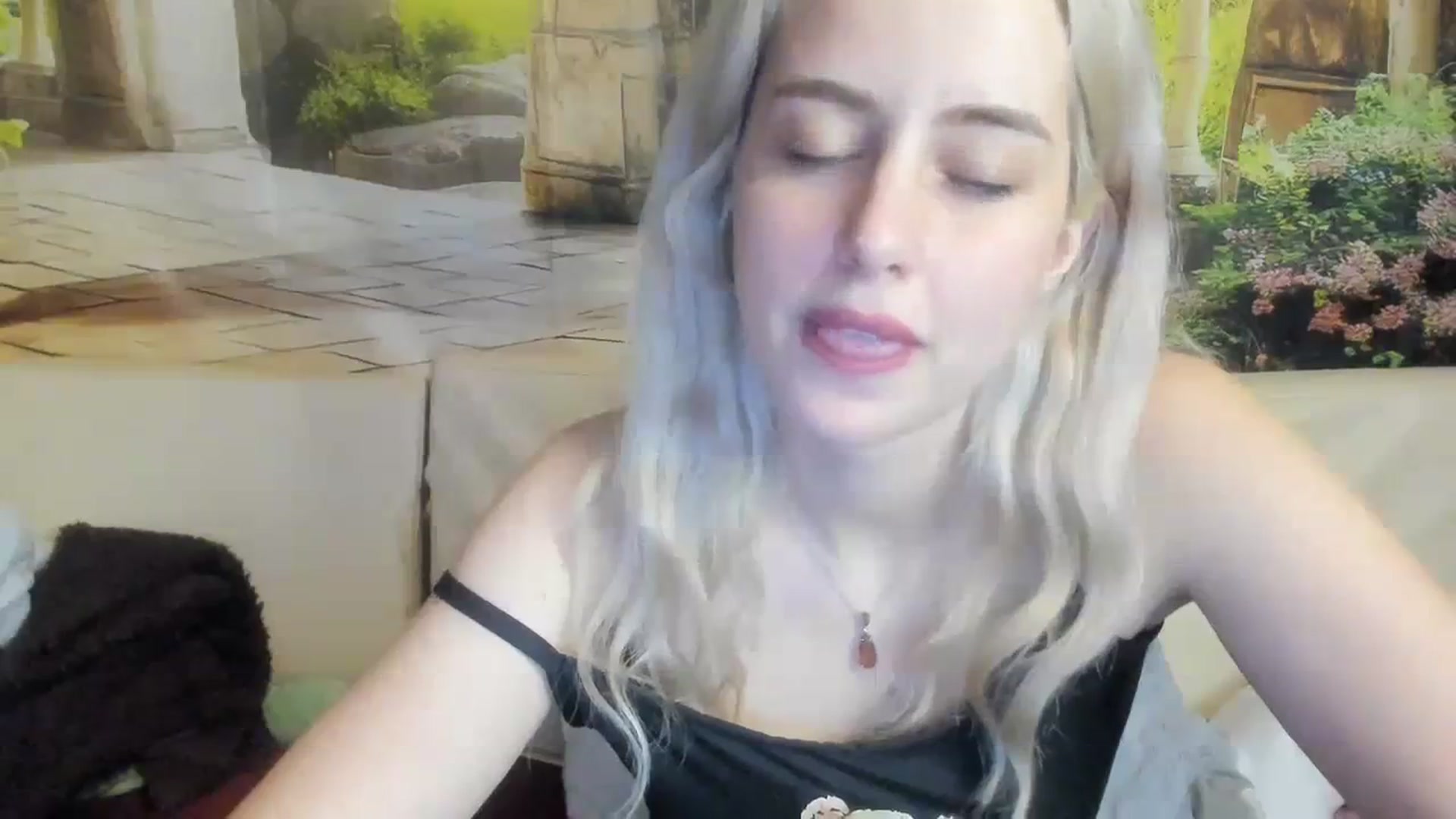 Gallery image thumbnail from AliceKatz's myfreecams stream on, 03/25/2024, 18:32 image 4 of 20