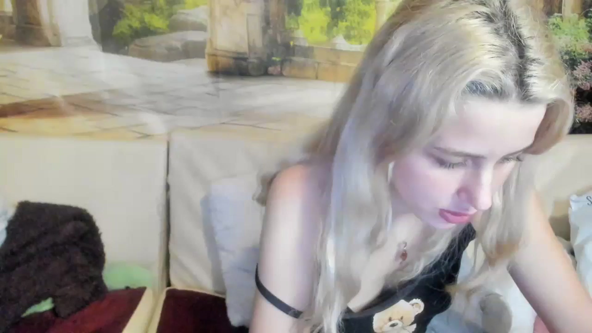 Gallery image thumbnail from AliceKatz's myfreecams stream on, 03/25/2024, 18:32 image 1 of 20