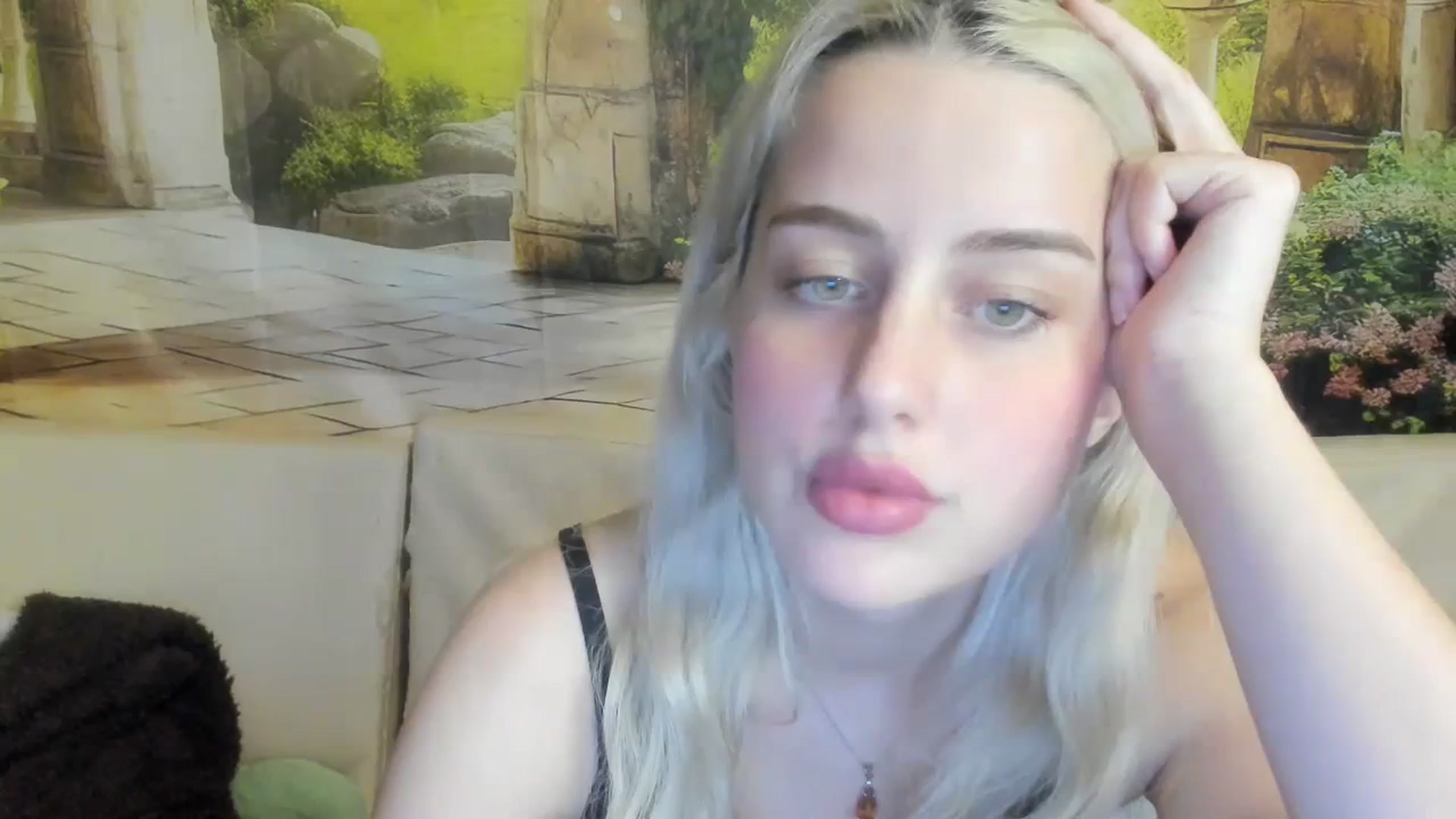 Gallery image thumbnail from AliceKatz's myfreecams stream on, 03/25/2024, 18:32 image 13 of 20