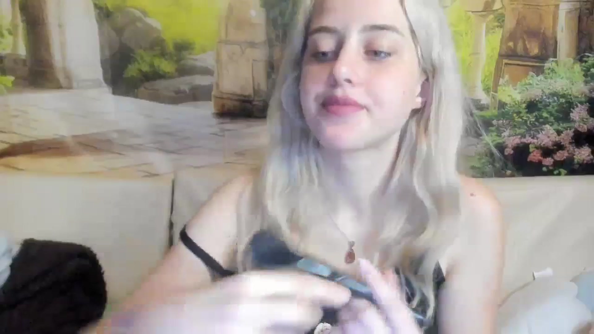 Gallery image thumbnail from AliceKatz's myfreecams stream on, 03/25/2024, 18:32 image 8 of 20