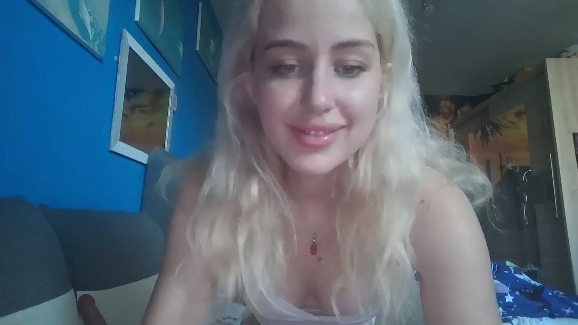 Gallery image thumbnail from AliceKatz's myfreecams stream on, 08/27/2024, 10:29 image 14 of 20