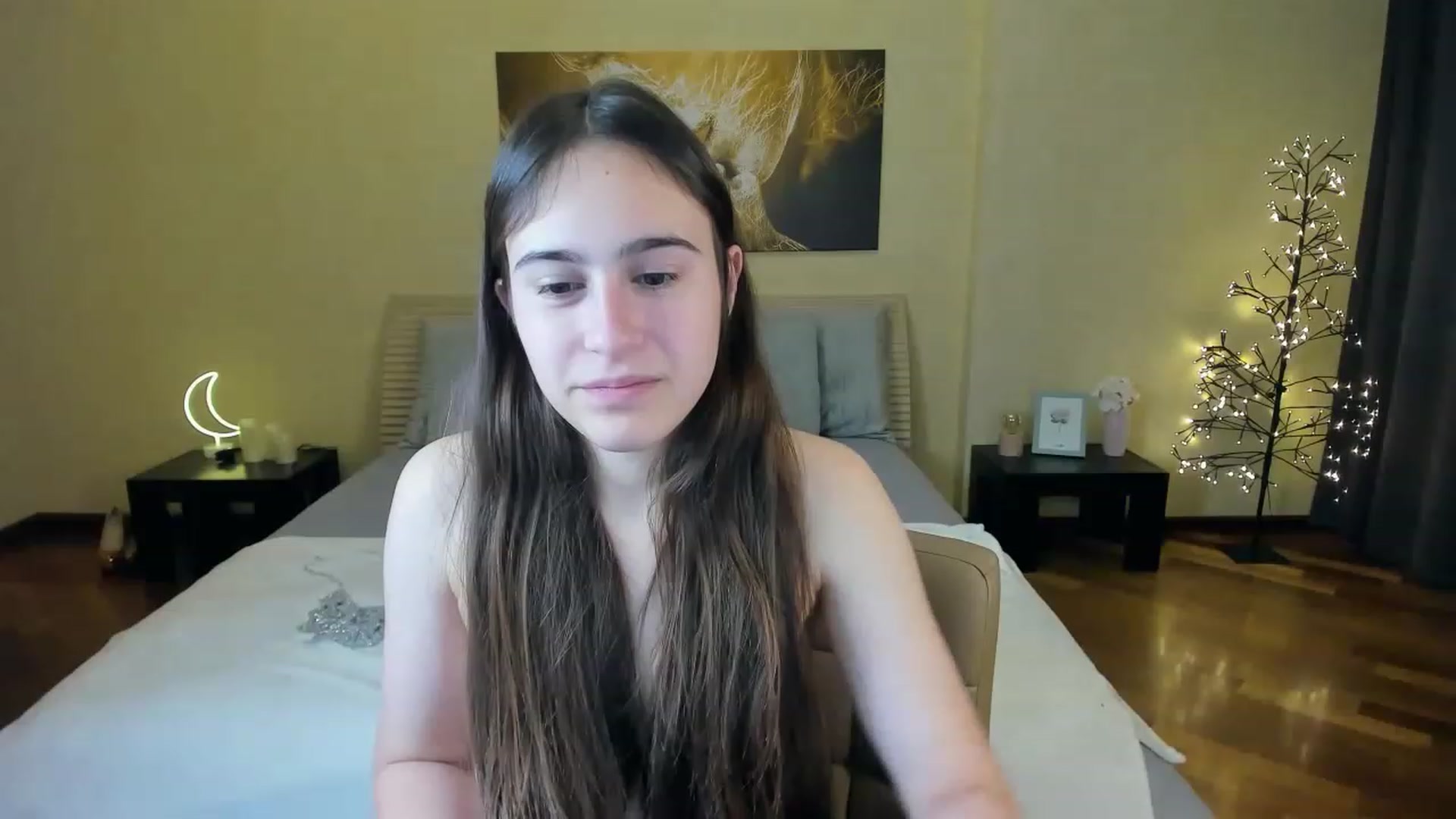 Gallery image thumbnail from AliceKoltt's myfreecams stream on, 11/18/2022, 11:11 image 16 of 20