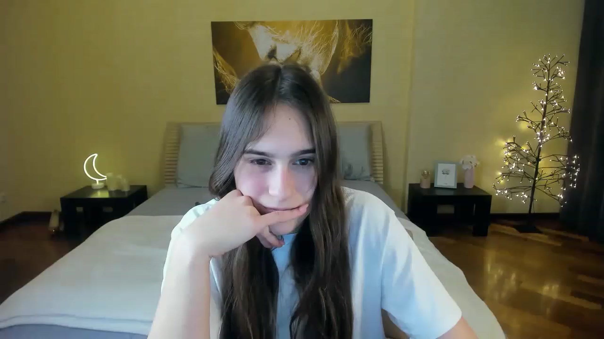 Gallery image thumbnail from AliceKoltt's myfreecams stream on, 11/19/2022, 12:06 image 20 of 20