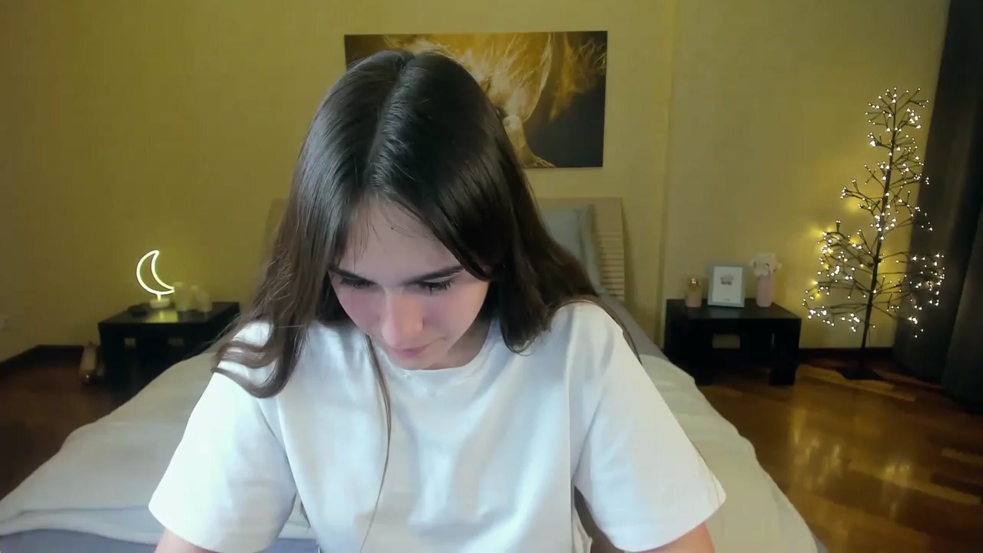 Gallery image thumbnail from AliceKoltt's myfreecams stream on, 11/19/2022, 14:10 image 16 of 20