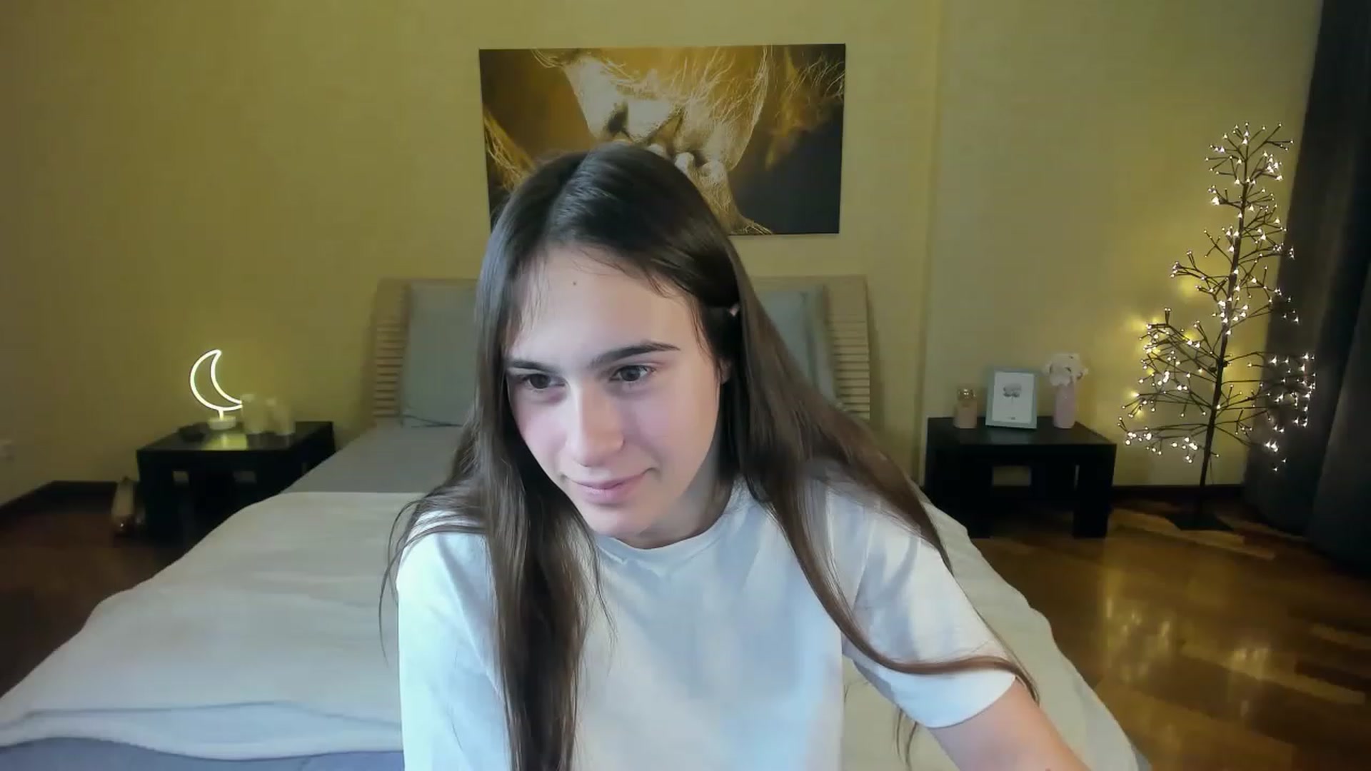 Gallery image thumbnail from AliceKoltt's myfreecams stream on, 11/19/2022, 14:10 image 18 of 20