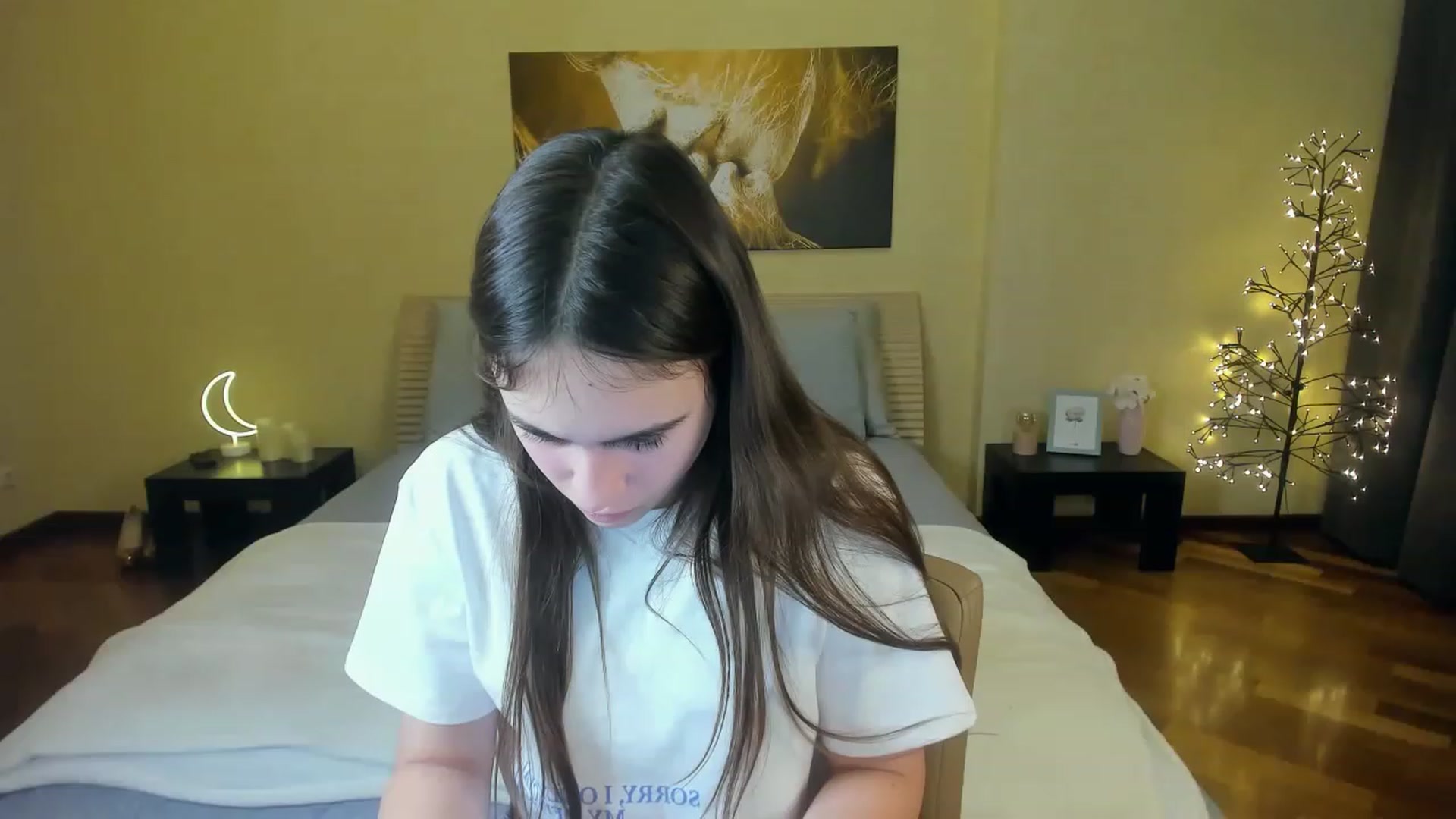 Gallery image thumbnail from AliceKoltt's myfreecams stream on, 11/19/2022, 14:10 image 12 of 20