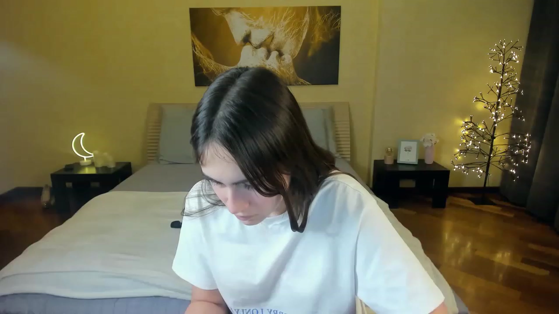 Gallery image thumbnail from AliceKoltt's myfreecams stream on, 11/19/2022, 16:16 image 5 of 20