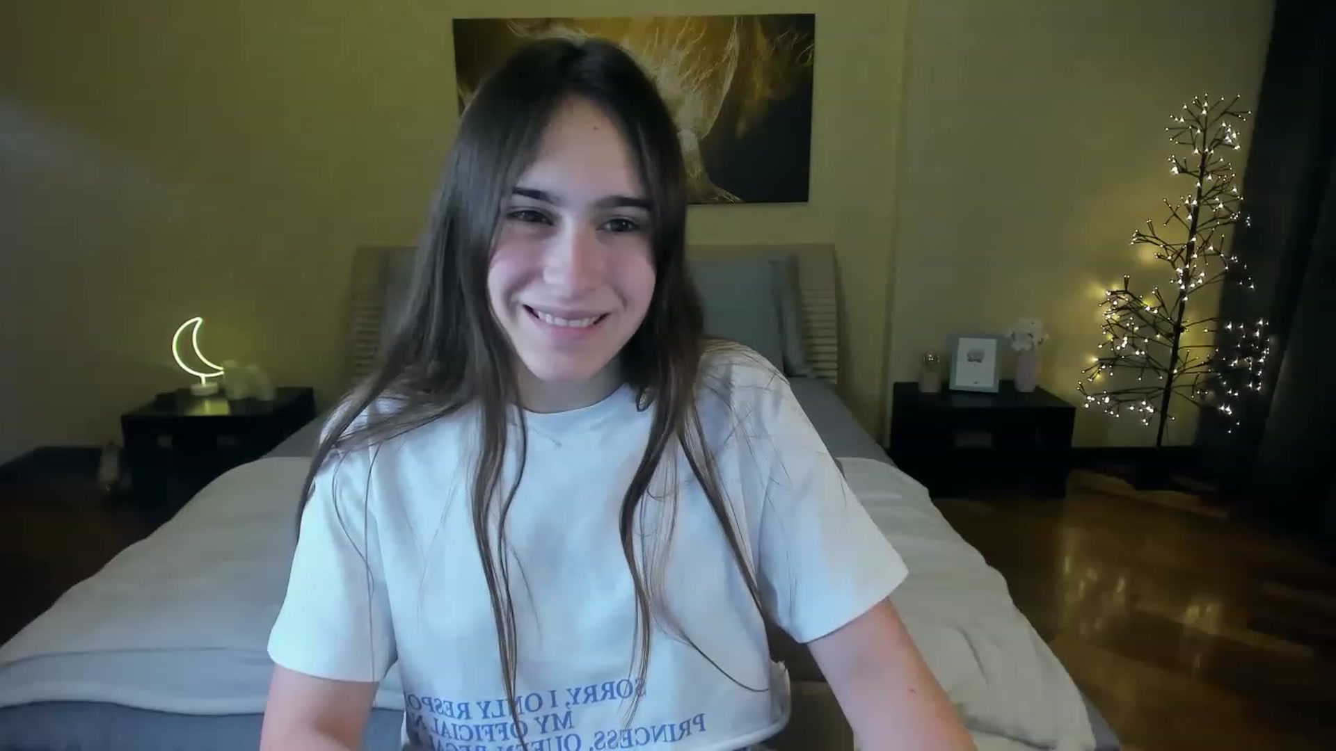 Gallery image thumbnail from AliceKoltt's myfreecams stream on, 11/19/2022, 16:16 image 8 of 20
