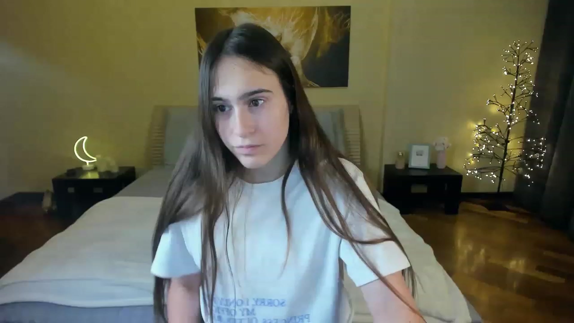 Gallery image thumbnail from AliceKoltt's myfreecams stream on, 11/19/2022, 16:16 image 4 of 20