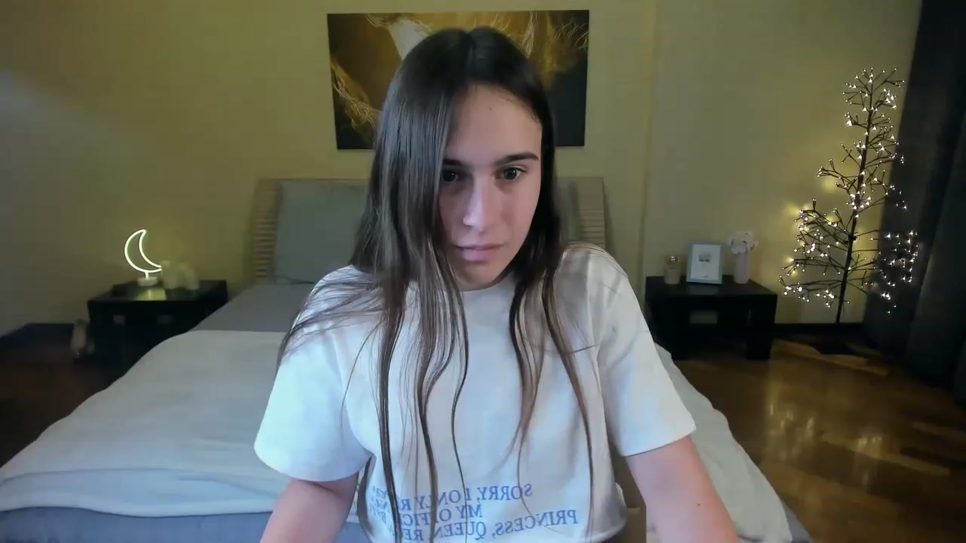 Gallery image thumbnail from AliceKoltt's myfreecams stream on, 11/19/2022, 16:16 image 9 of 20