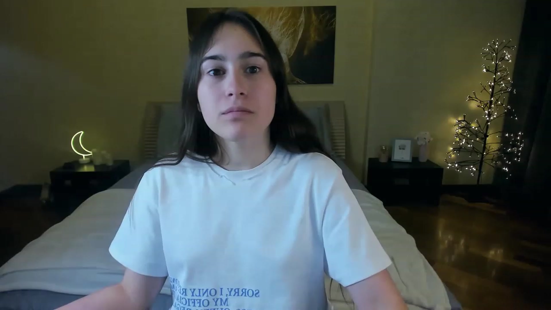 Gallery image thumbnail from AliceKoltt's myfreecams stream on, 11/19/2022, 16:16 image 14 of 20