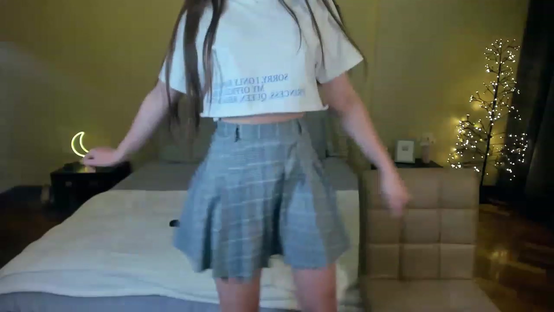 Gallery image thumbnail from AliceKoltt's myfreecams stream on, 11/19/2022, 16:16 image 12 of 20