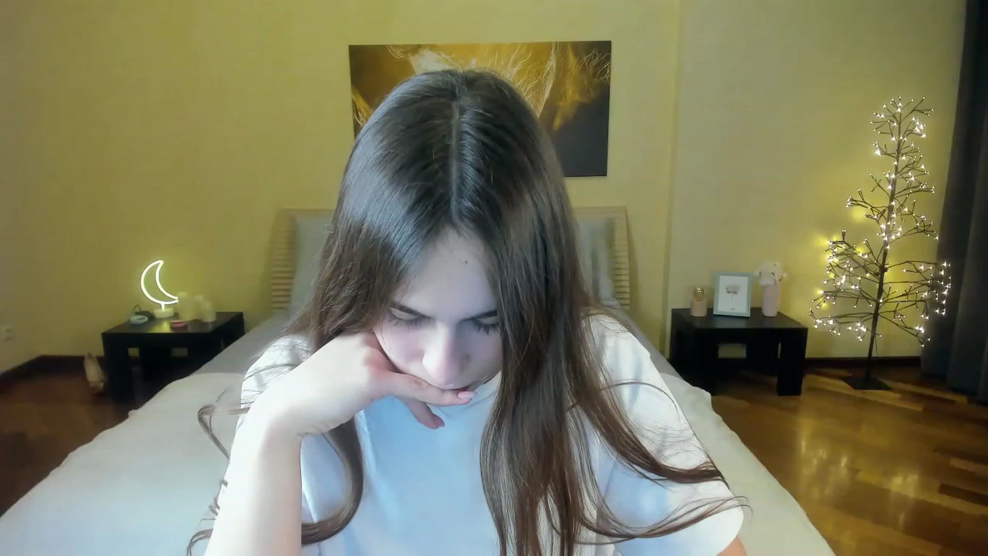 Gallery image thumbnail from AliceKoltt's myfreecams stream on, 11/20/2022, 14:49 image 19 of 20
