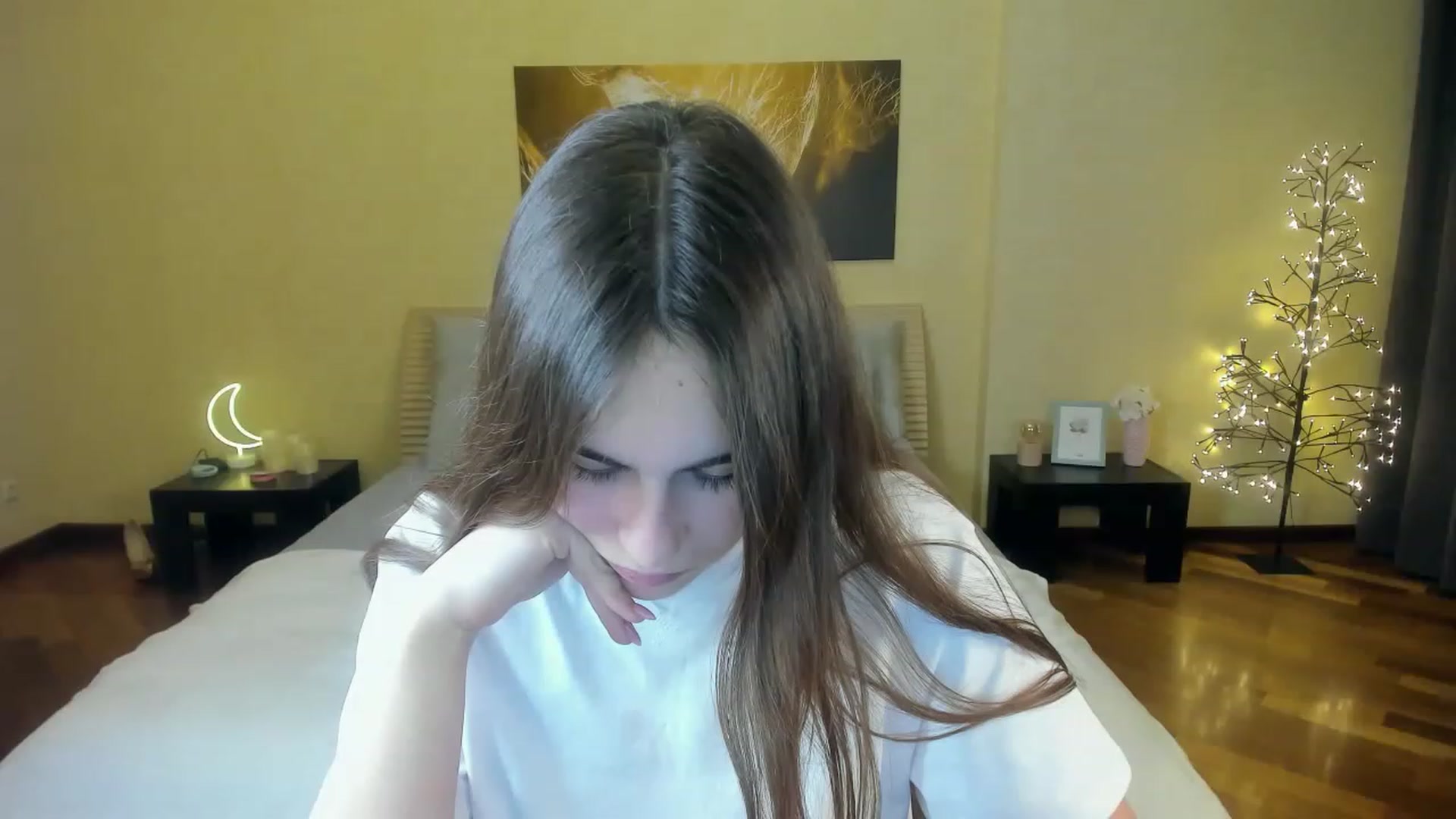 Gallery image thumbnail from AliceKoltt's myfreecams stream on, 11/20/2022, 14:49 image 16 of 20