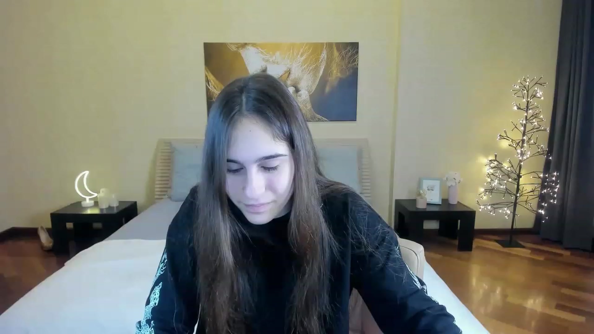 Gallery image thumbnail from AliceKoltt's myfreecams stream on, 11/22/2022, 17:35 image 8 of 20
