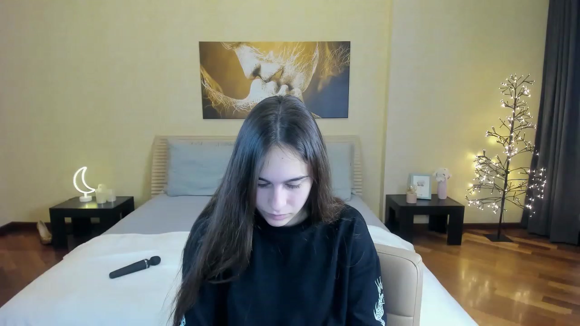 Gallery image thumbnail from AliceKoltt's myfreecams stream on, 11/22/2022, 17:35 image 15 of 20