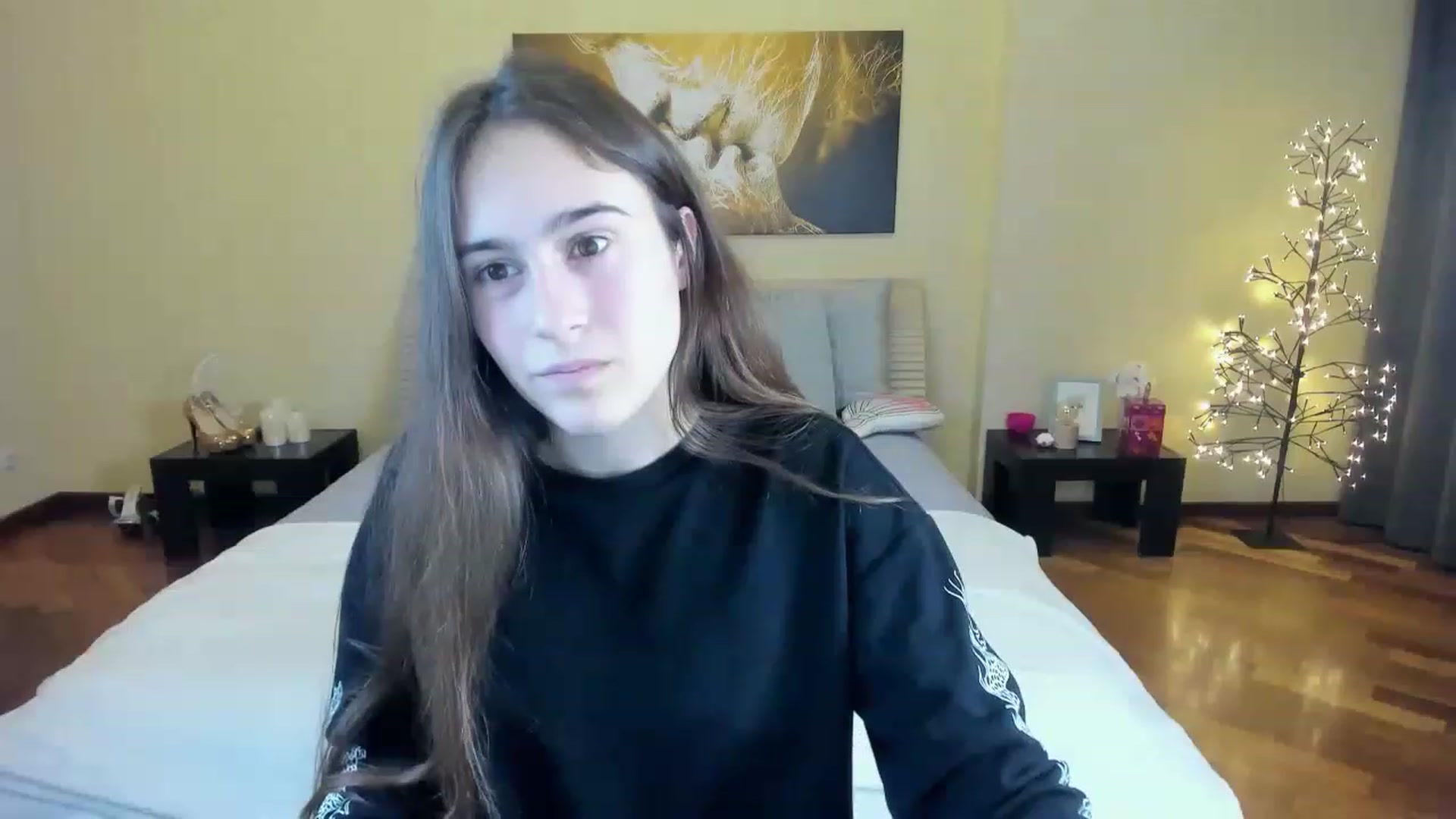 Gallery image thumbnail from AliceKoltt's myfreecams stream on, 11/26/2022, 16:41 image 5 of 20
