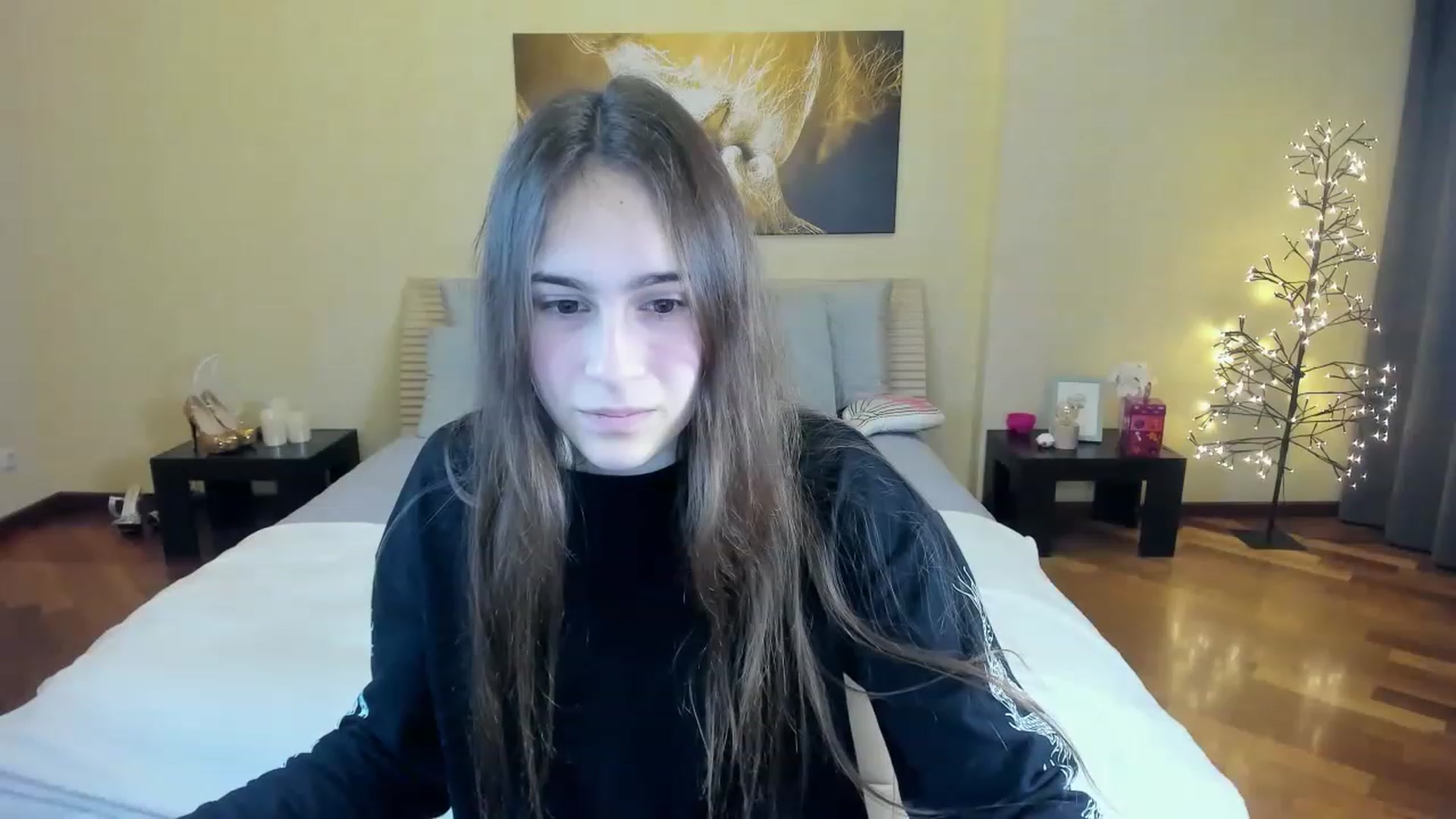 Gallery image thumbnail from AliceKoltt's myfreecams stream on, 11/26/2022, 16:41 image 8 of 20