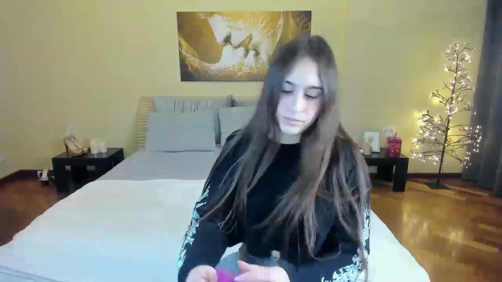 Gallery image thumbnail from AliceKoltt's myfreecams stream on, 11/26/2022, 16:41 image 11 of 20