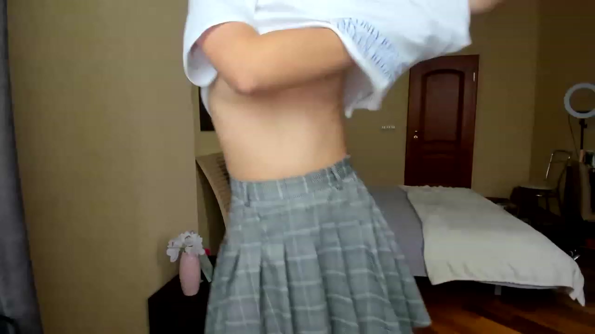 Gallery image thumbnail from AliceKoltt's myfreecams stream on, 11/27/2022, 11:35 image 10 of 20