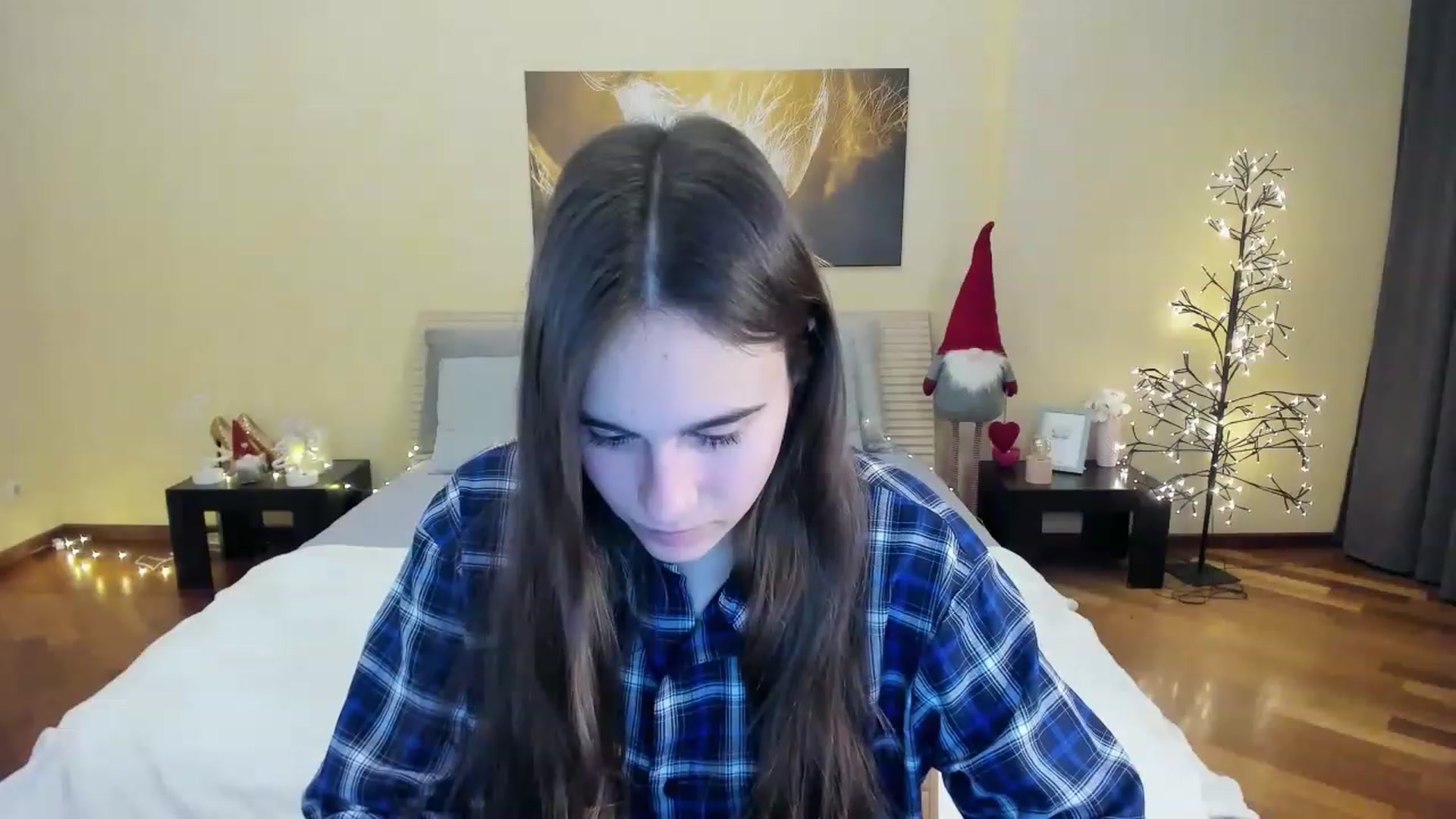 Gallery image thumbnail from AliceKoltt's myfreecams stream on, 12/24/2022, 20:00 image 14 of 20