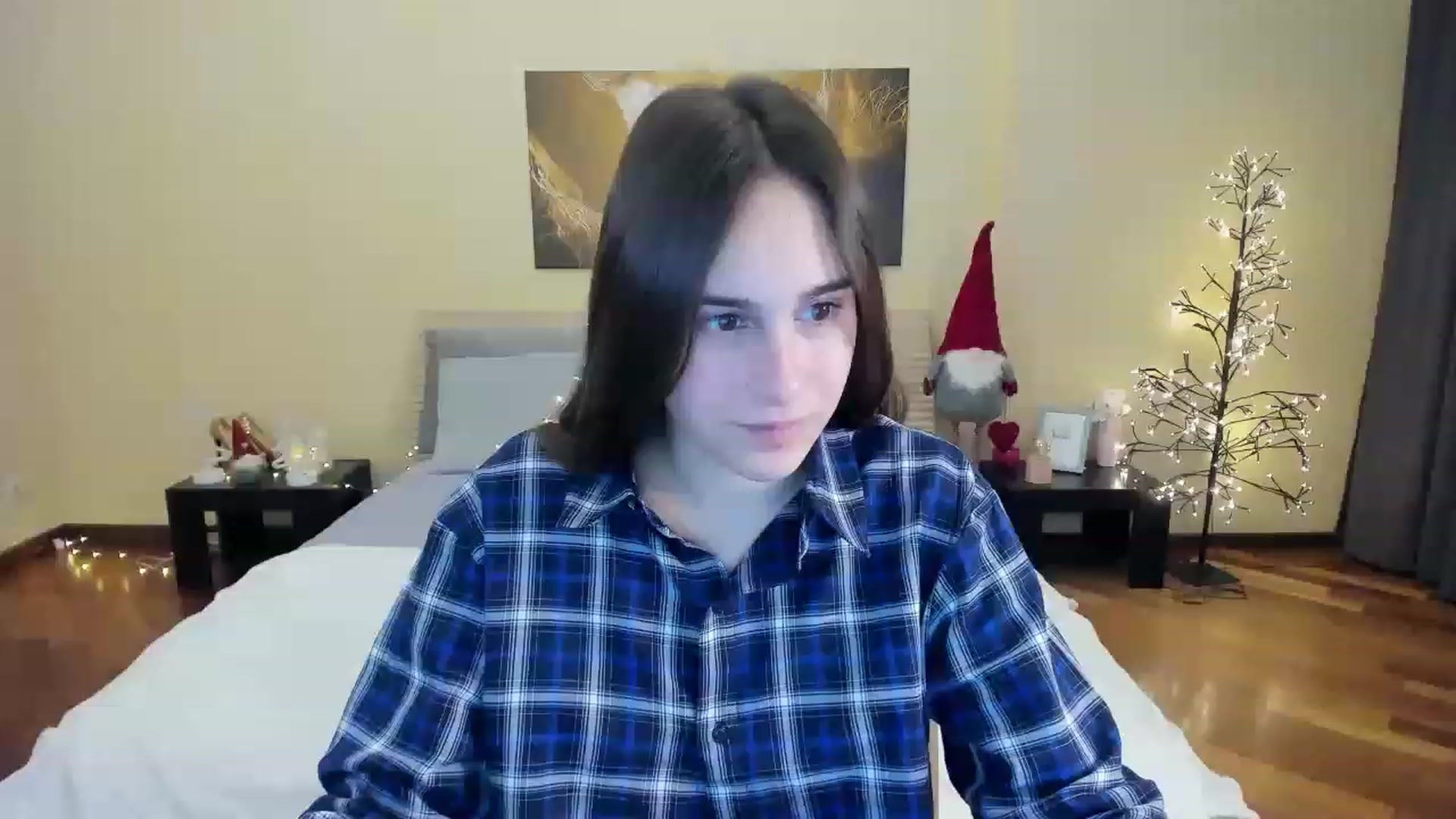Gallery image thumbnail from AliceKoltt's myfreecams stream on, 12/24/2022, 20:00 image 13 of 20