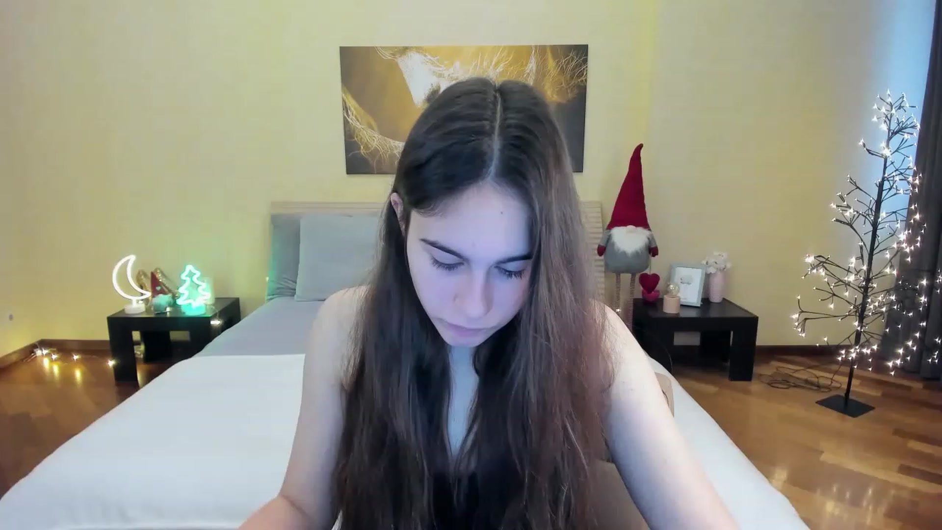 Gallery image thumbnail from AliceKoltt's myfreecams stream on, 12/25/2022, 09:59 image 1 of 20