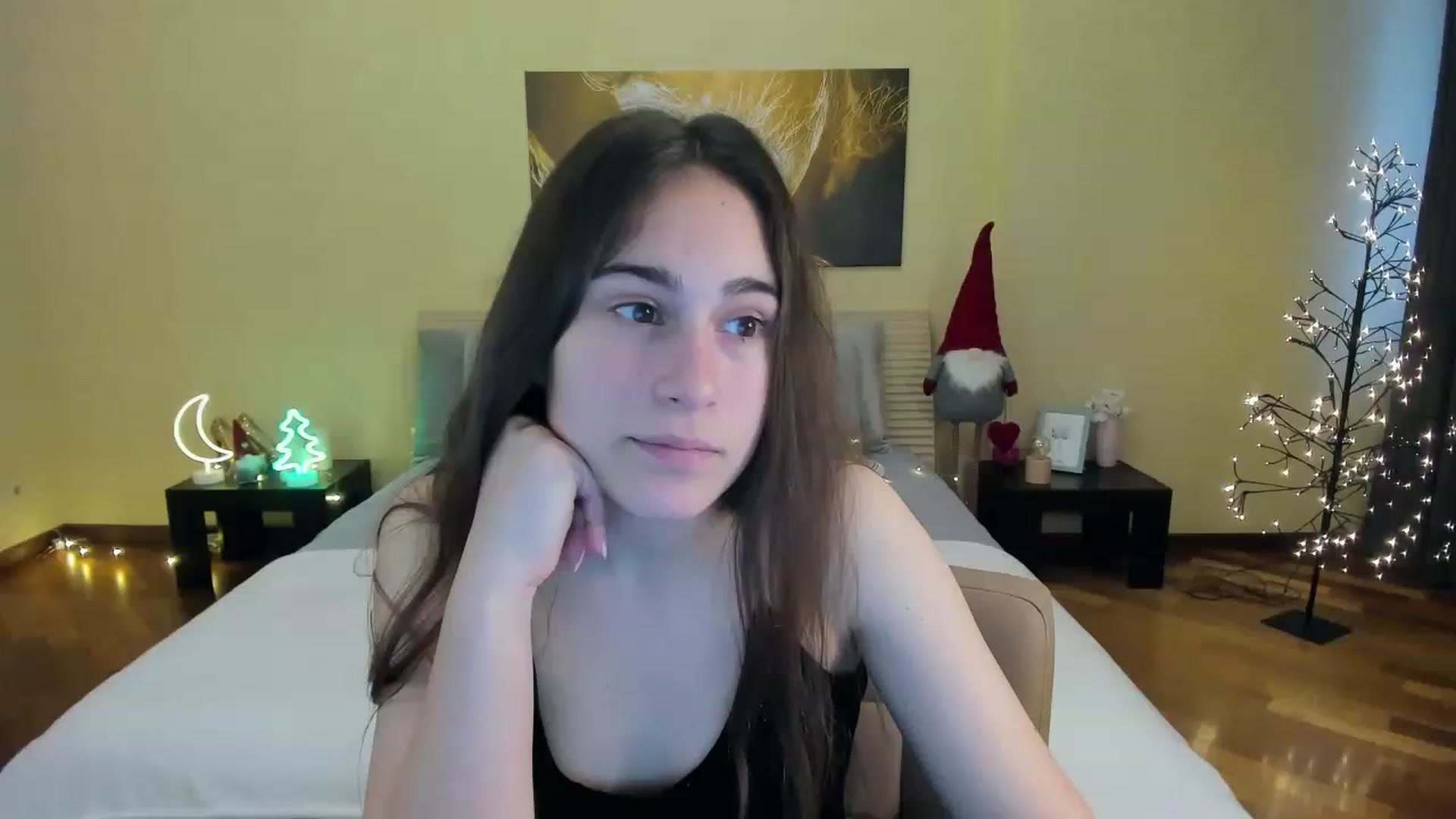Gallery image thumbnail from AliceKoltt's myfreecams stream on, 12/25/2022, 09:59 image 4 of 20