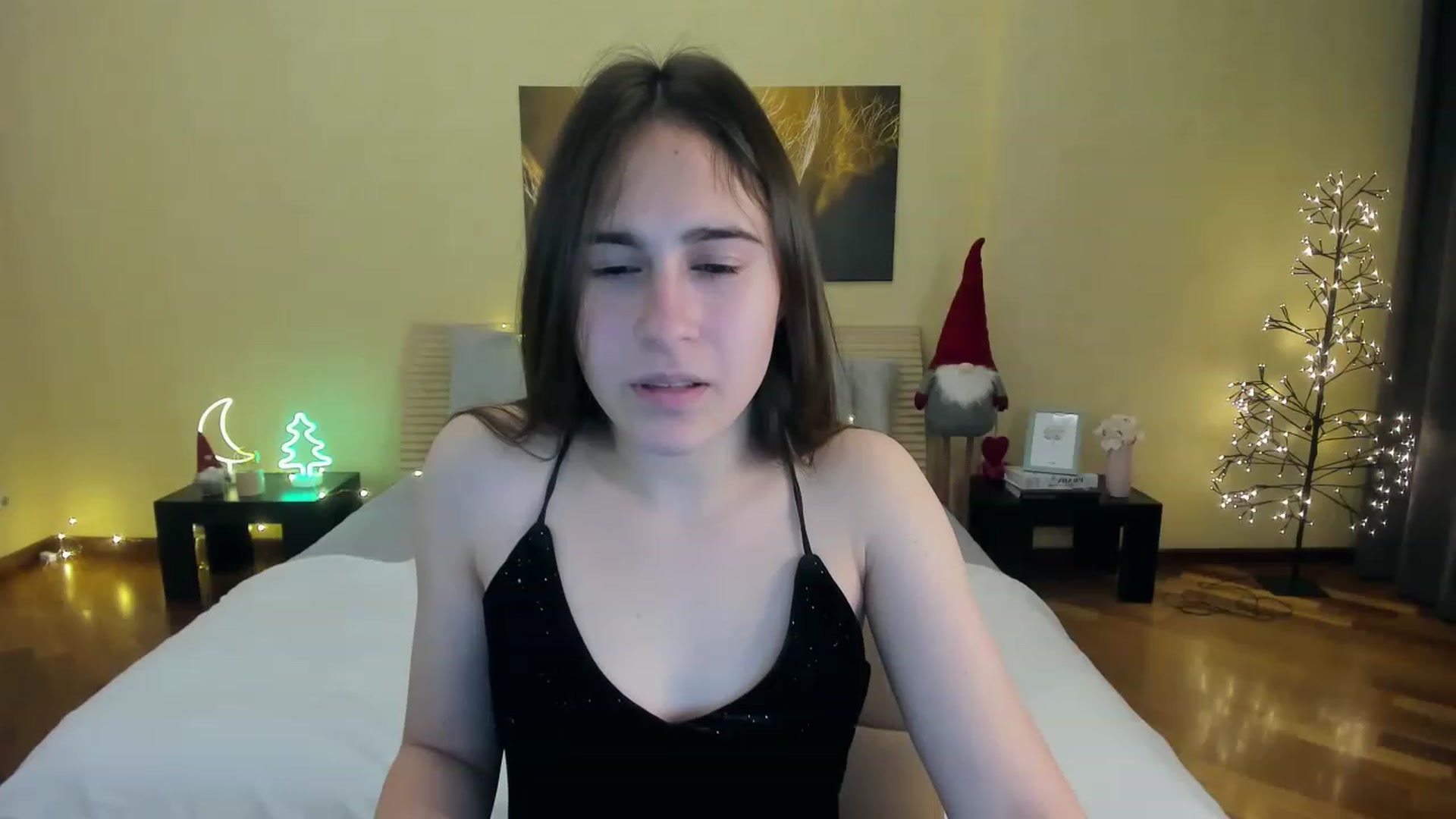 Gallery image thumbnail from AliceKoltt's myfreecams stream on, 12/26/2022, 14:34 image 9 of 20