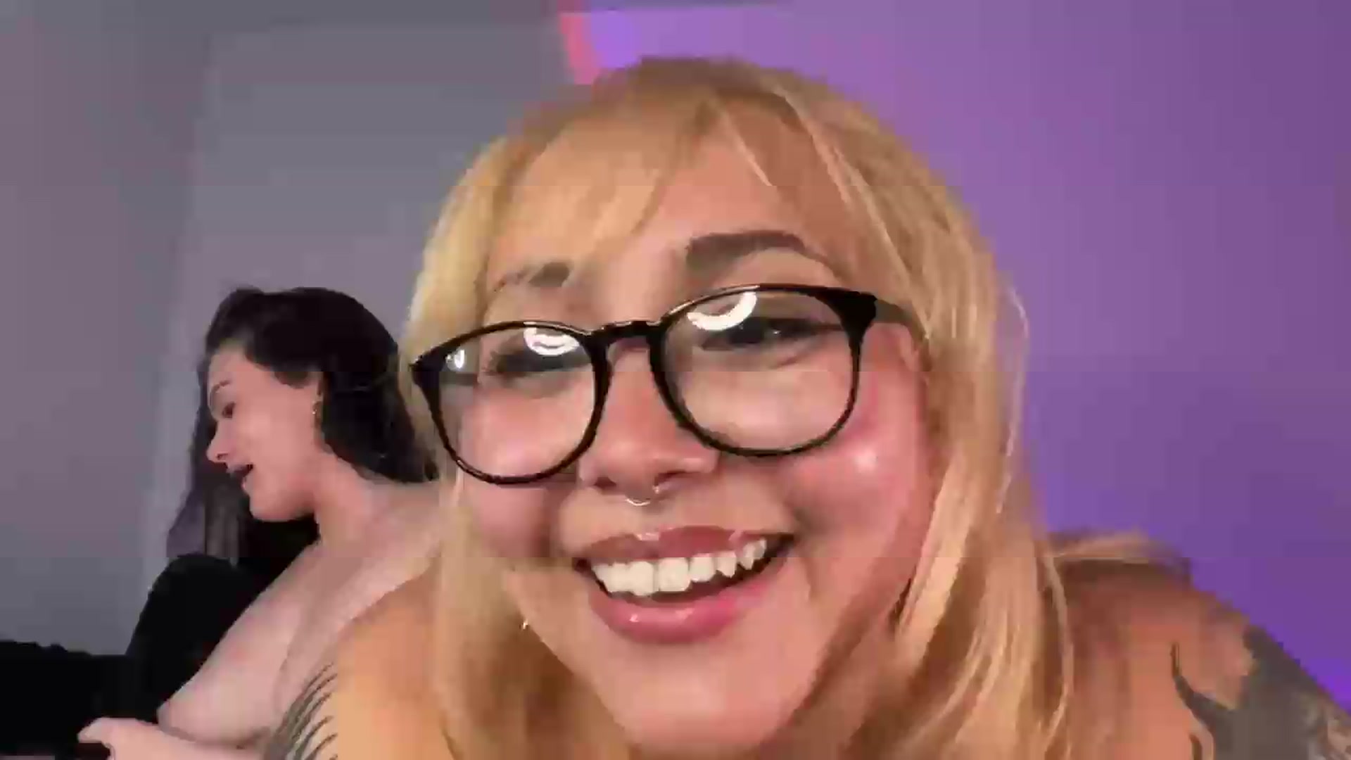 Gallery image thumbnail from AliceMae_'s myfreecams stream on, 06/04/2026, 09:58 image 14 of 20
