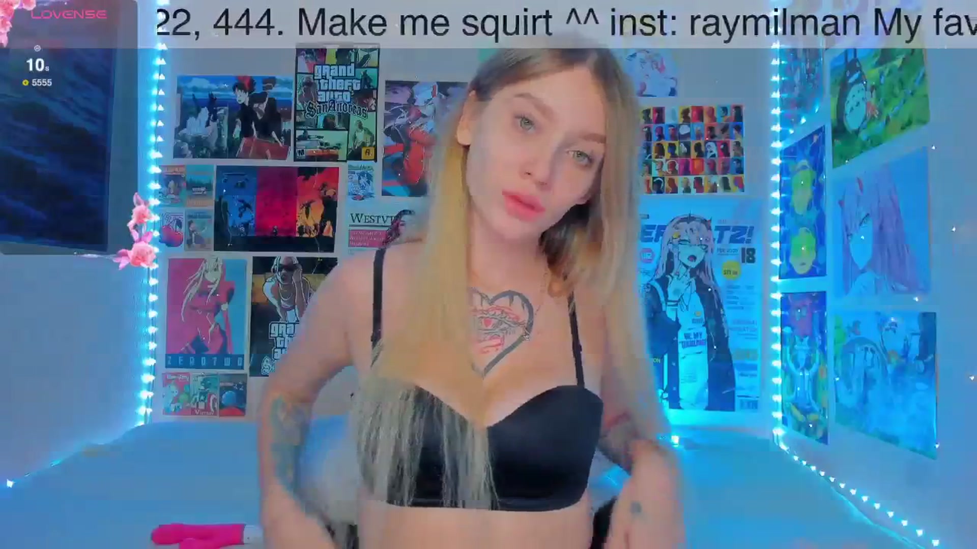 Gallery image thumbnail from AliceMilr's myfreecams stream on, 12/27/2024, 12:30 image 3 of 20
