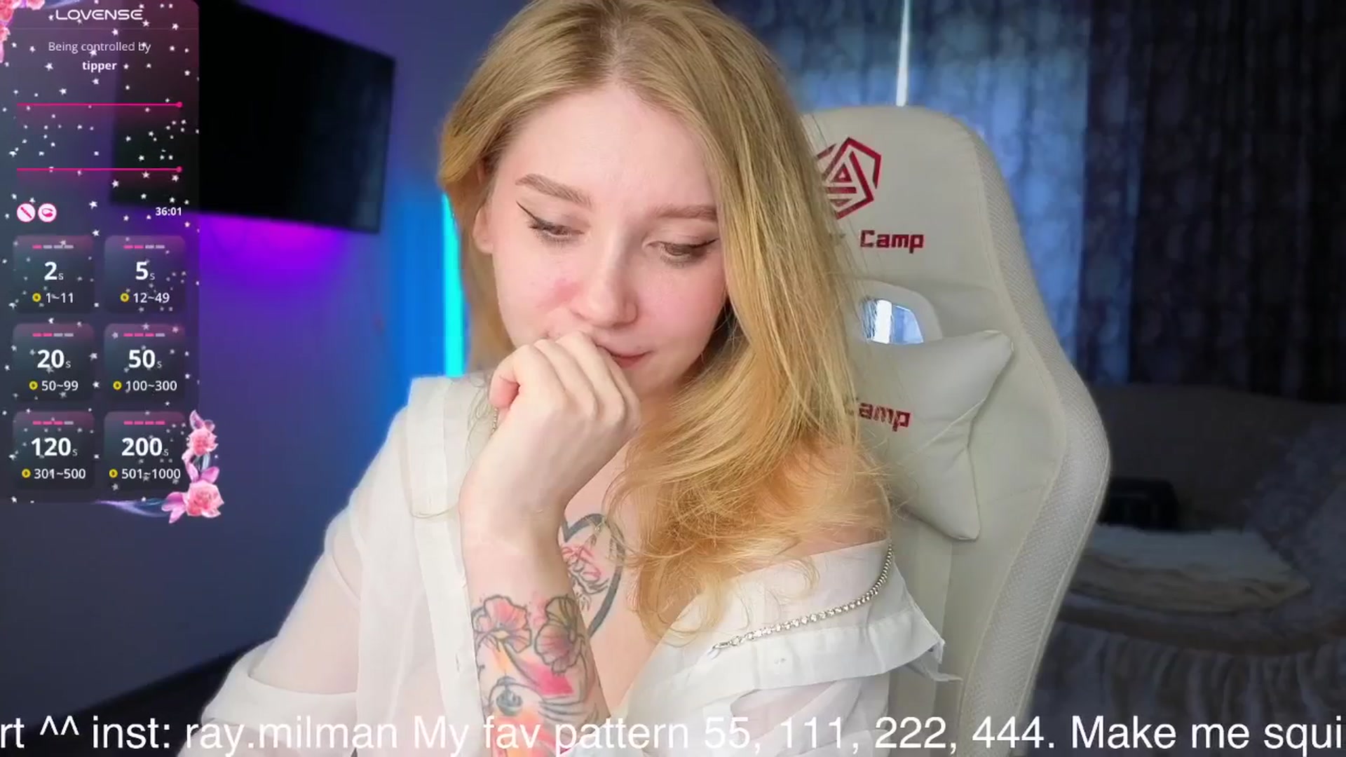 Gallery image thumbnail from AliceMilr's myfreecams stream on, 04/12/2026, 11:41 image 19 of 20