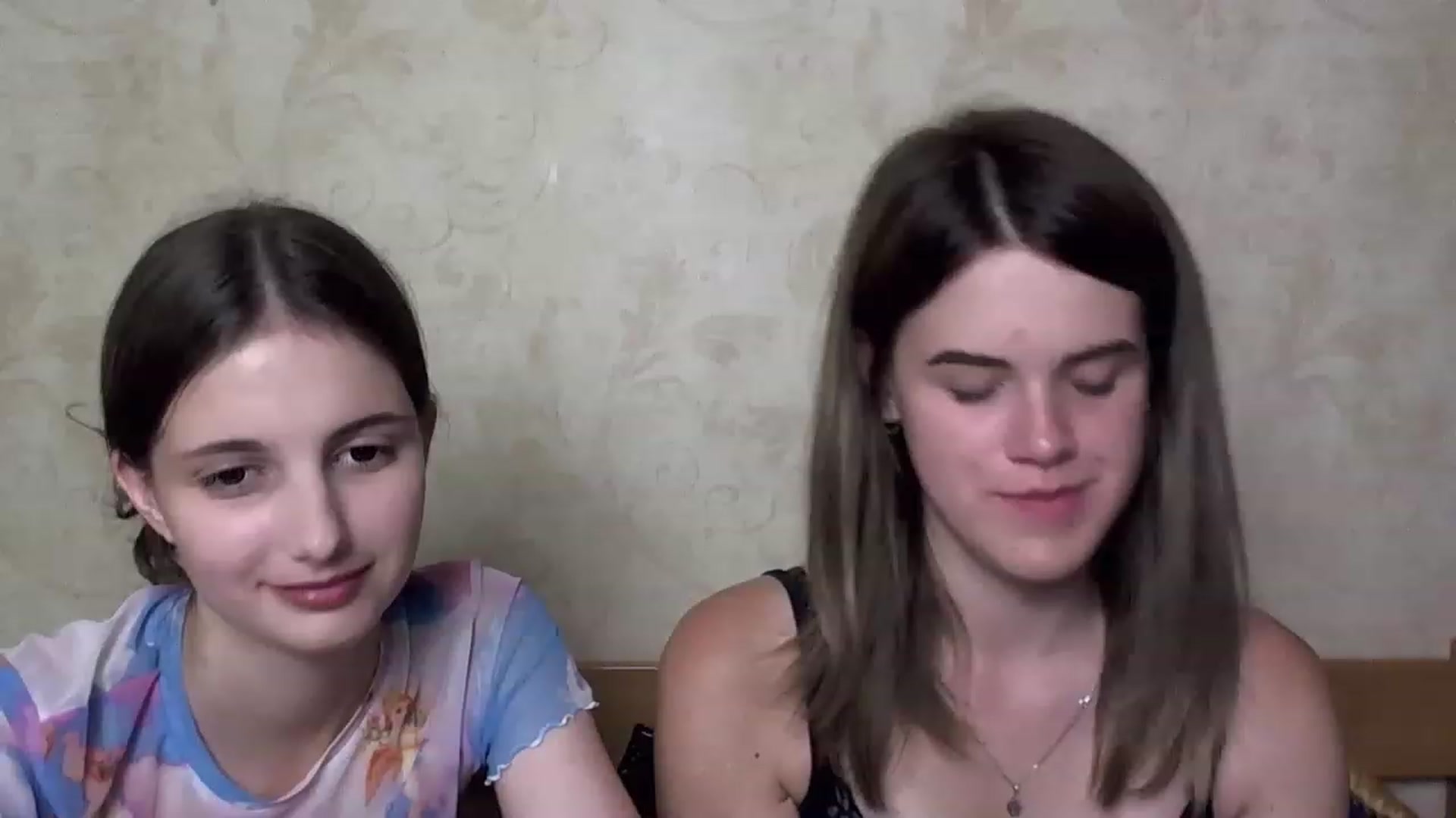 Gallery image thumbnail from AliceMoreee's myfreecams stream on, 07/14/2023, 22:10 image 10 of 20