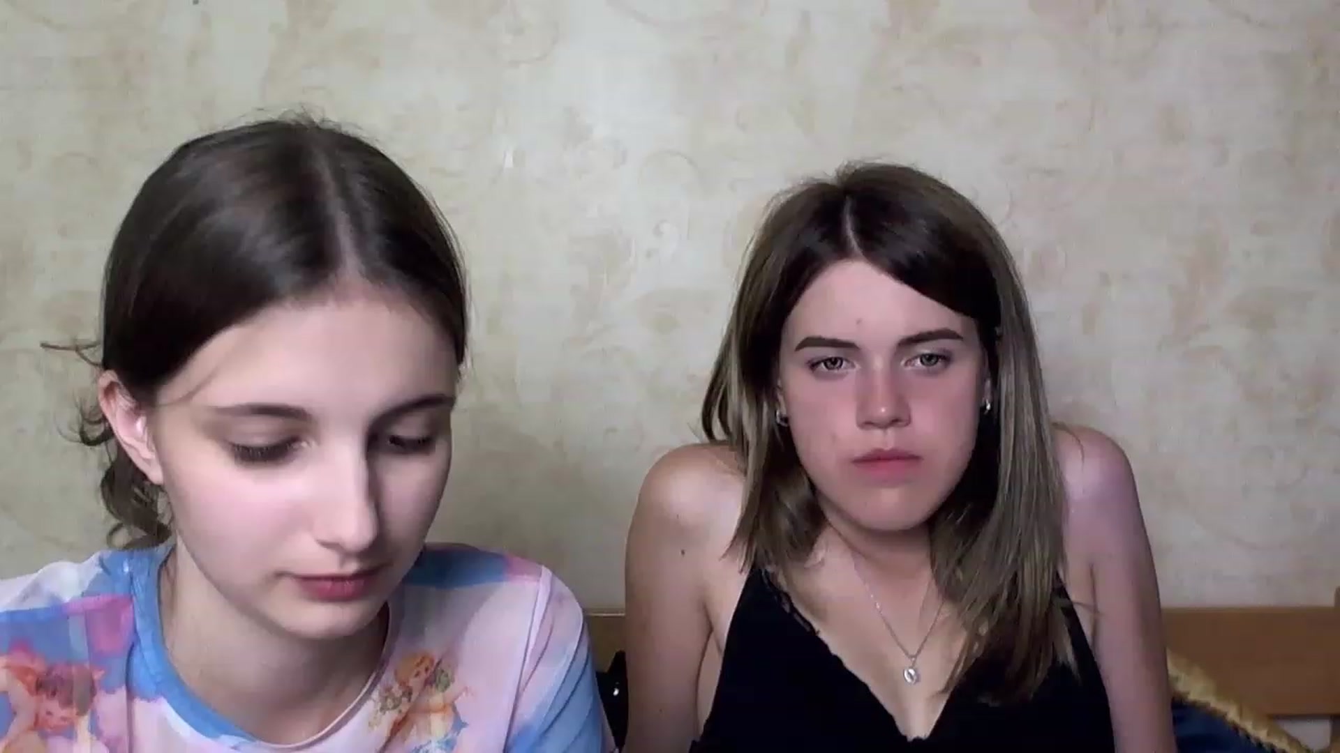 Gallery image thumbnail from AliceMoreee's myfreecams stream on, 07/14/2023, 22:36 image 15 of 20