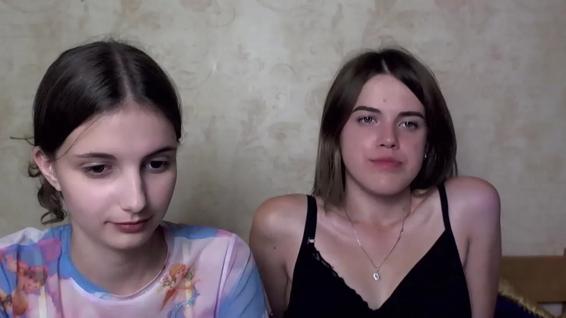 Gallery image thumbnail from AliceMoreee's myfreecams stream on, 07/14/2023, 22:36 image 10 of 20