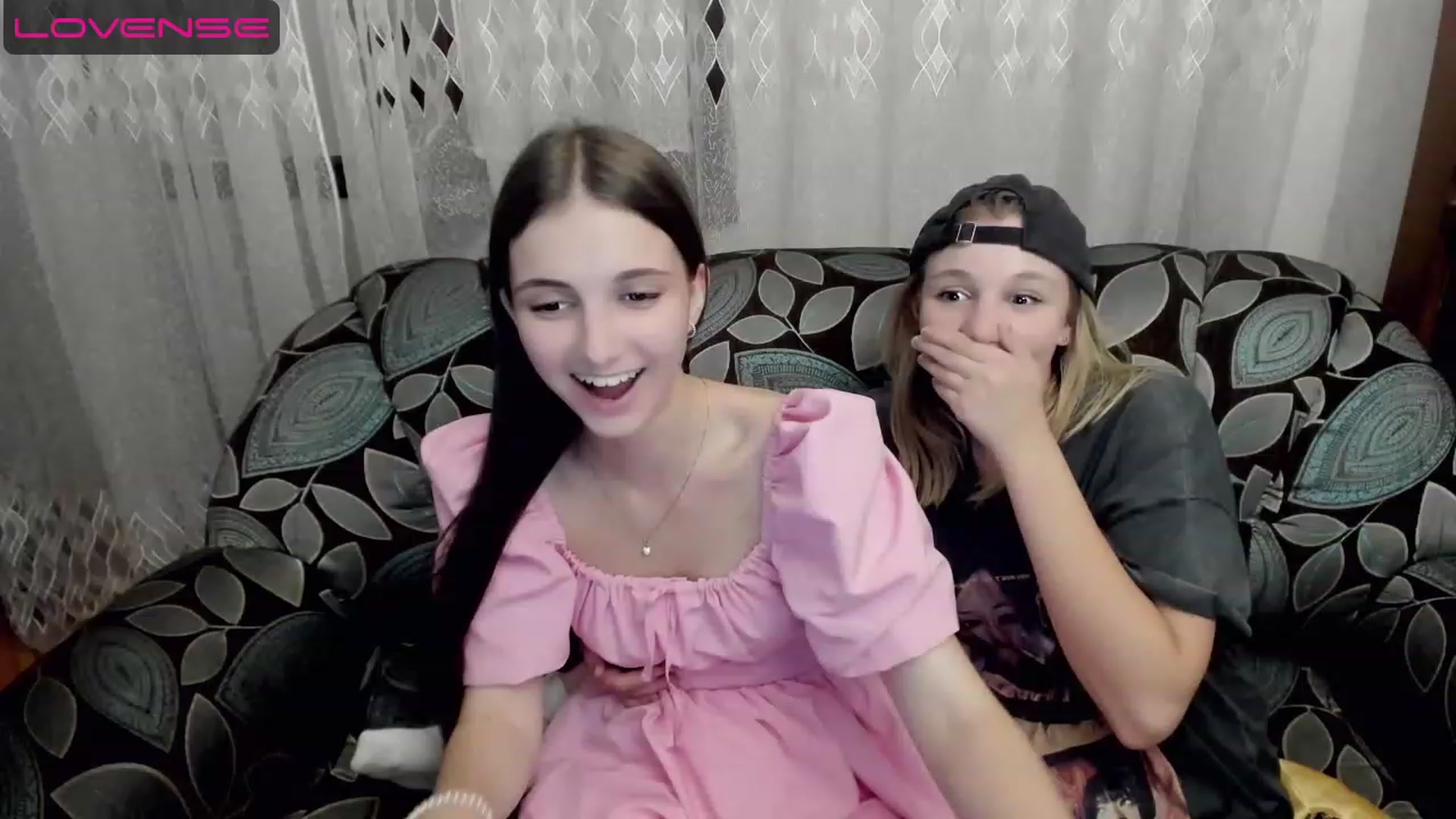 Gallery image thumbnail from AliceMoreee's myfreecams stream on, 07/29/2023, 21:46 image 8 of 20