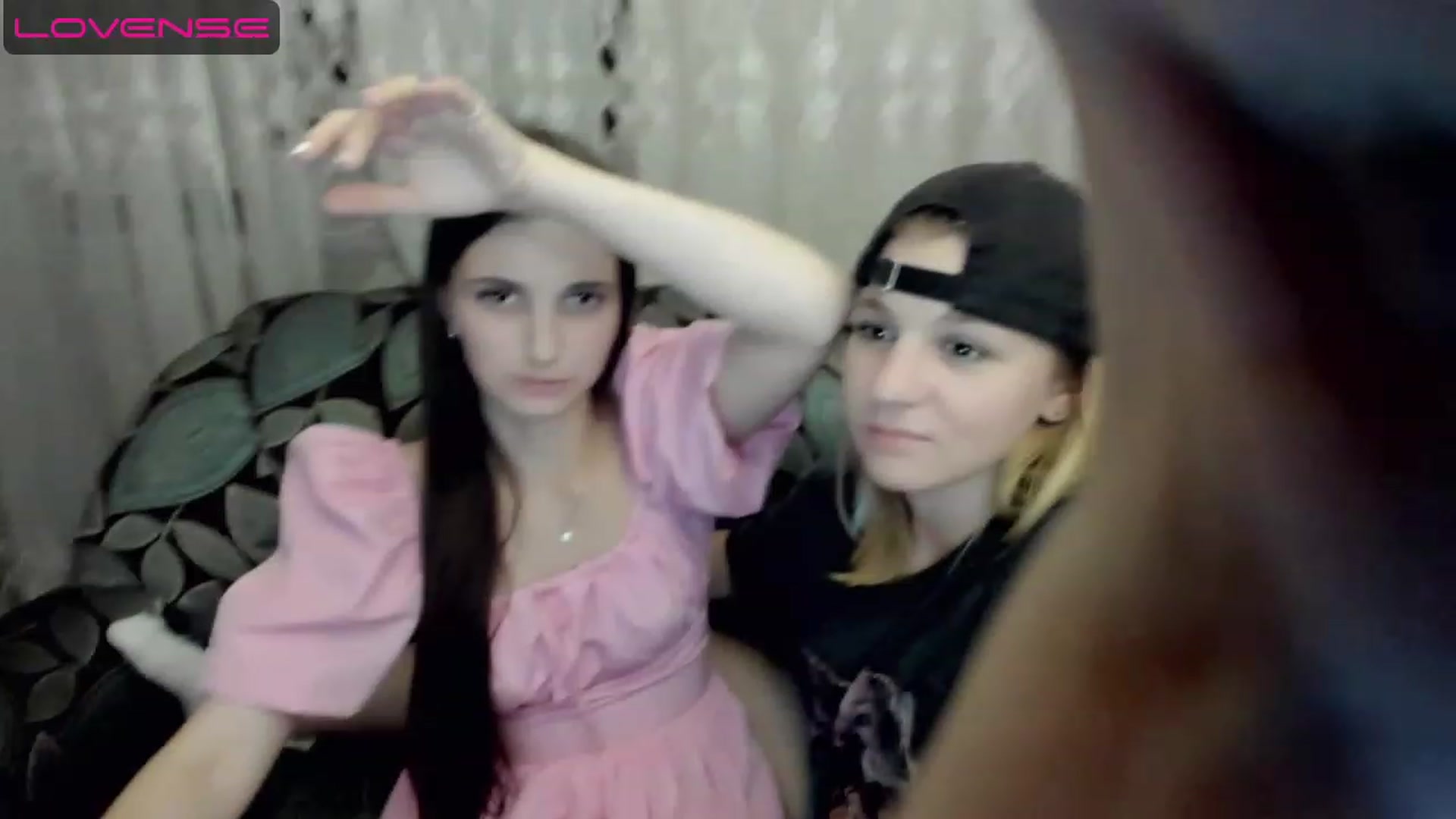Gallery image thumbnail from AliceMoreee's myfreecams stream on, 07/29/2023, 21:46 image 14 of 20