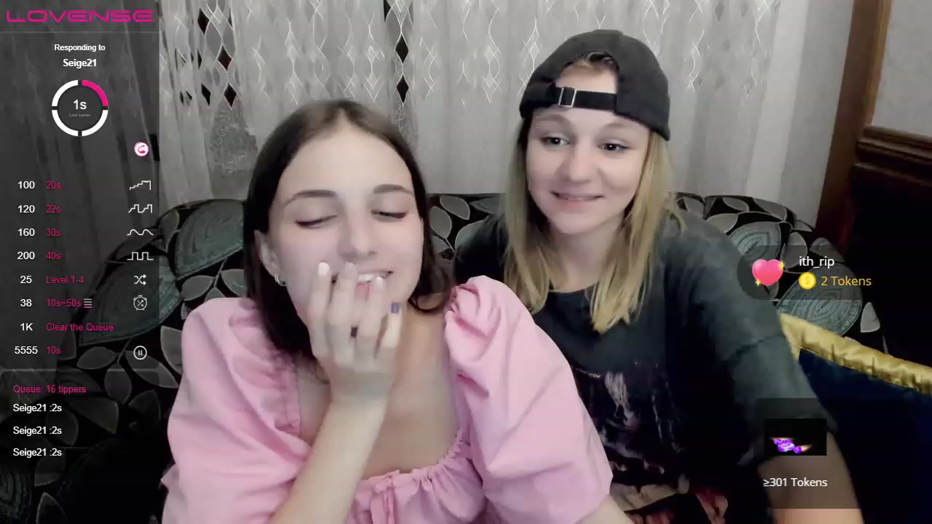 Gallery image thumbnail from AliceMoreee's myfreecams stream on, 07/29/2023, 23:23 image 19 of 20