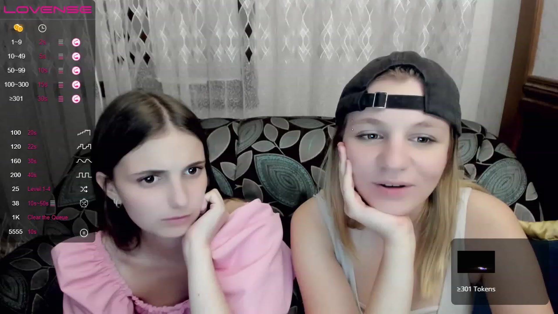 Gallery image thumbnail from AliceMoreee's myfreecams stream on, 07/30/2023, 24:47 image 10 of 20