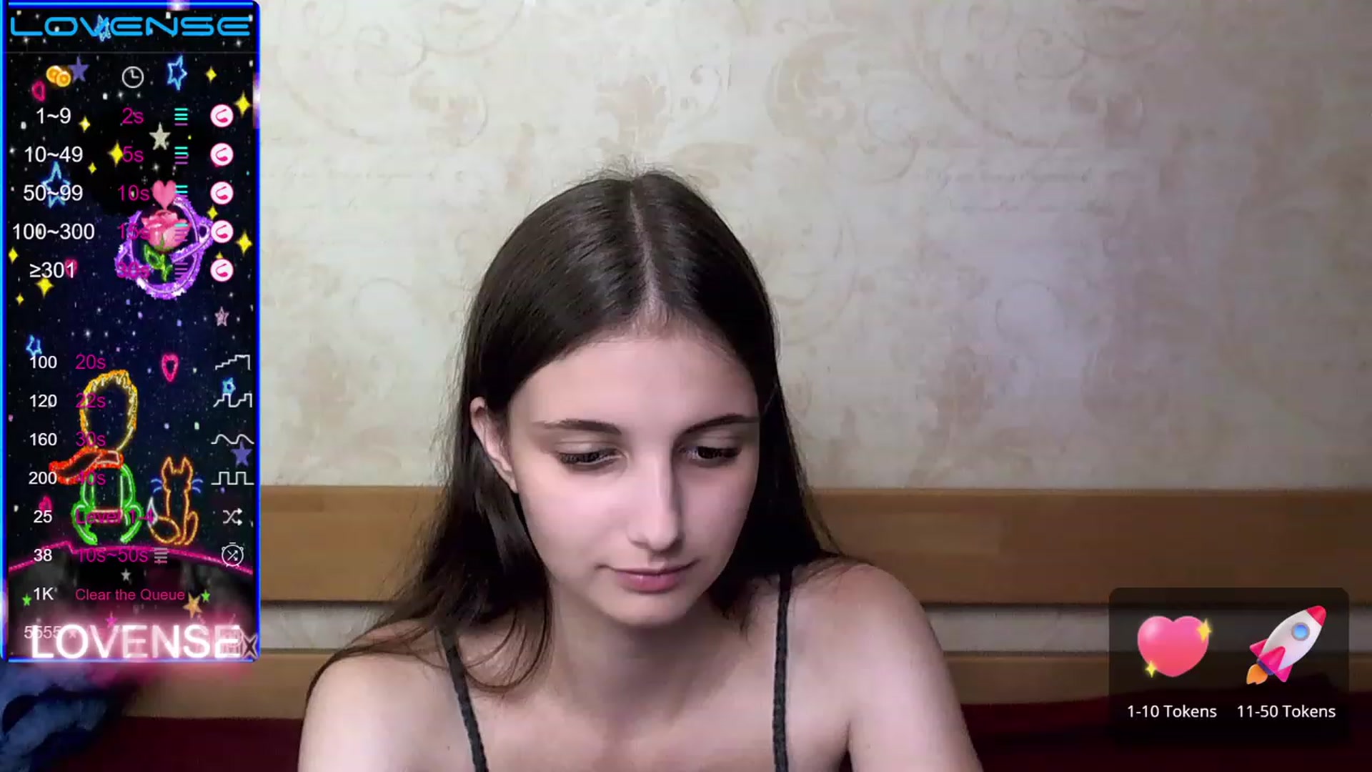 Gallery image thumbnail from AliceMoreee's myfreecams stream on, 08/07/2023, 24:00 image 11 of 20