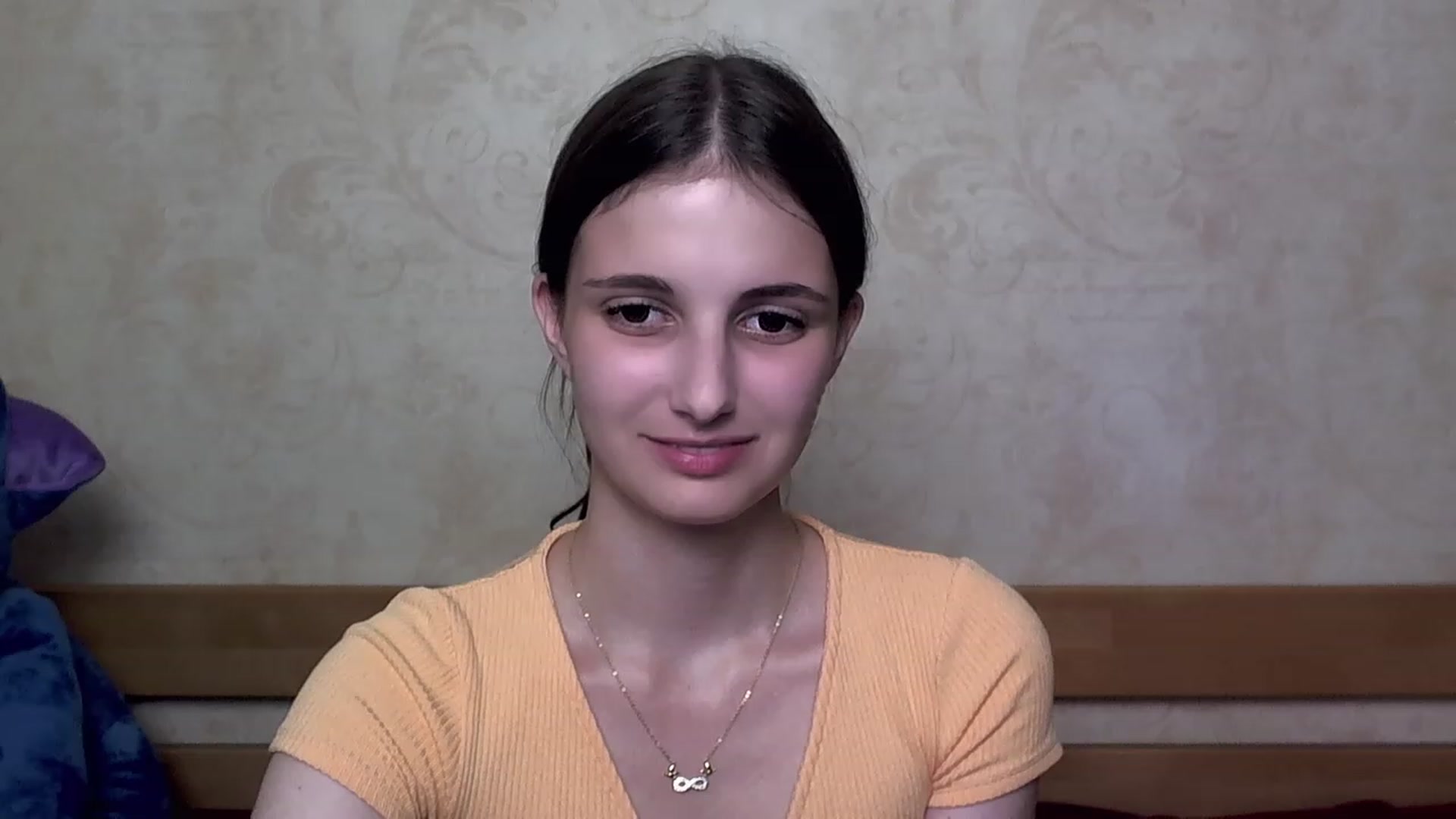 Gallery image thumbnail from AliceMoreee's myfreecams stream on, 08/07/2023, 22:58 image 6 of 20